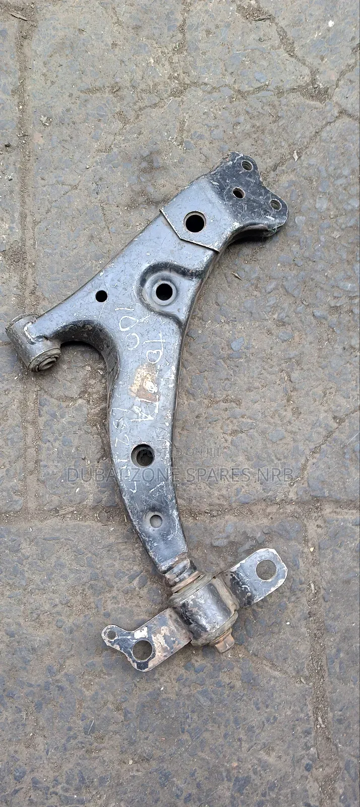 Toyota Cprolla Ae100, Ae102, Ae 103 Control Arms.