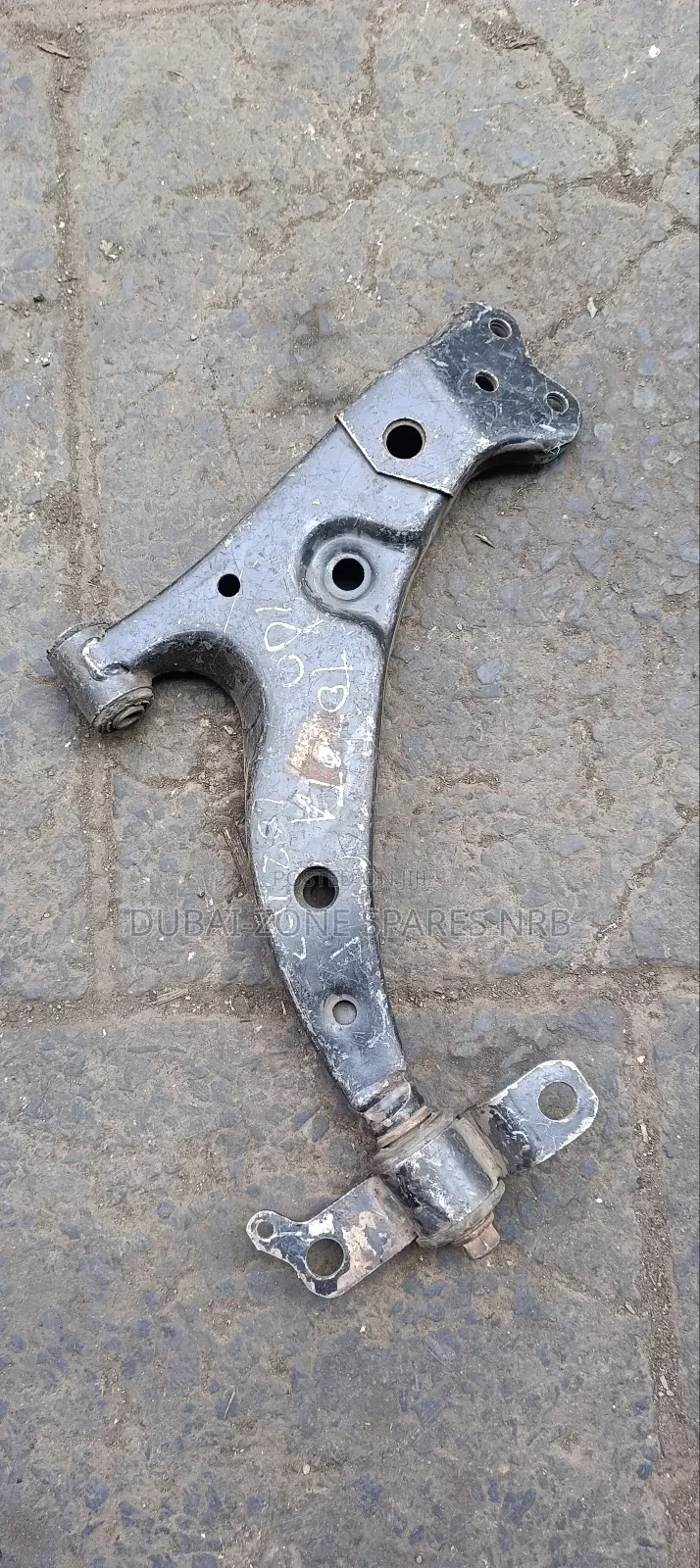 Toyota Cprolla Ae100, Ae102, Ae 103 Control Arms.