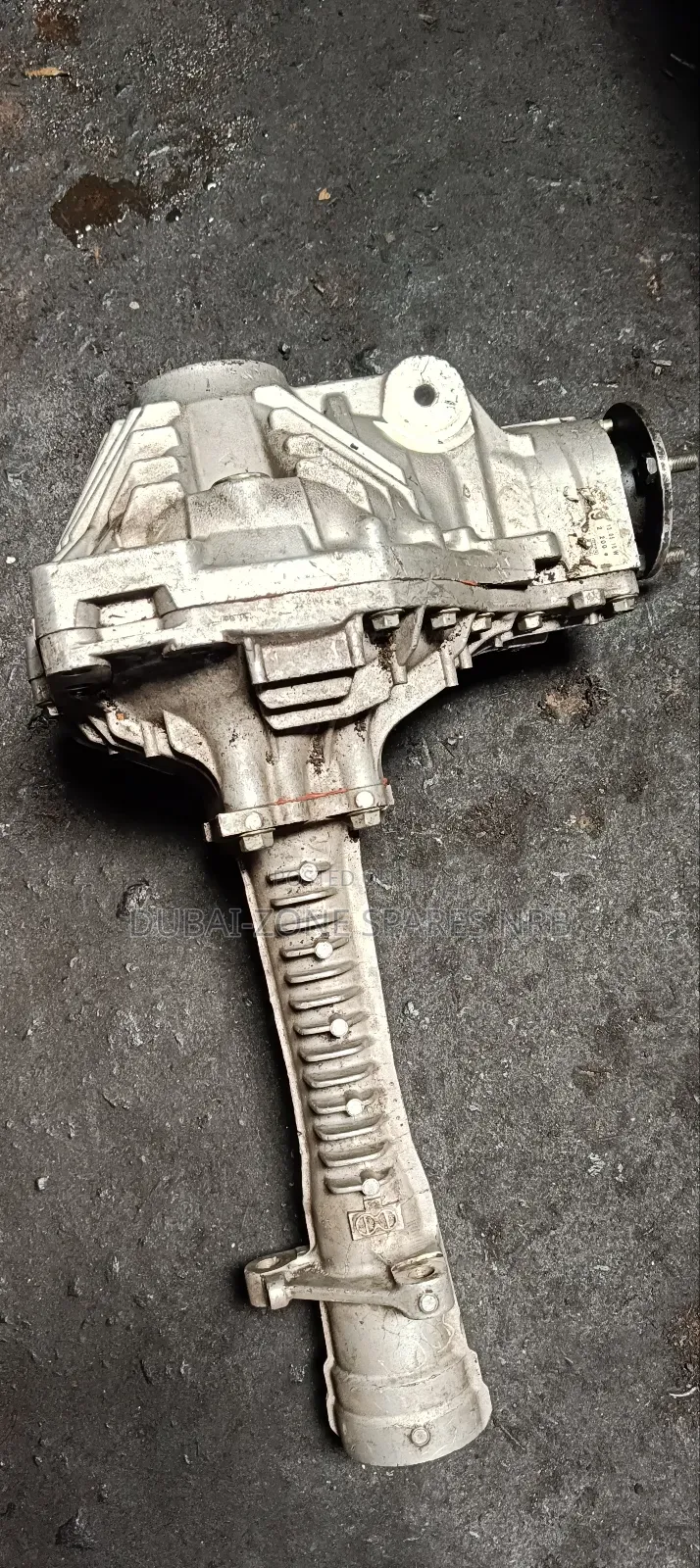 Front Differential 200-Series V8.
