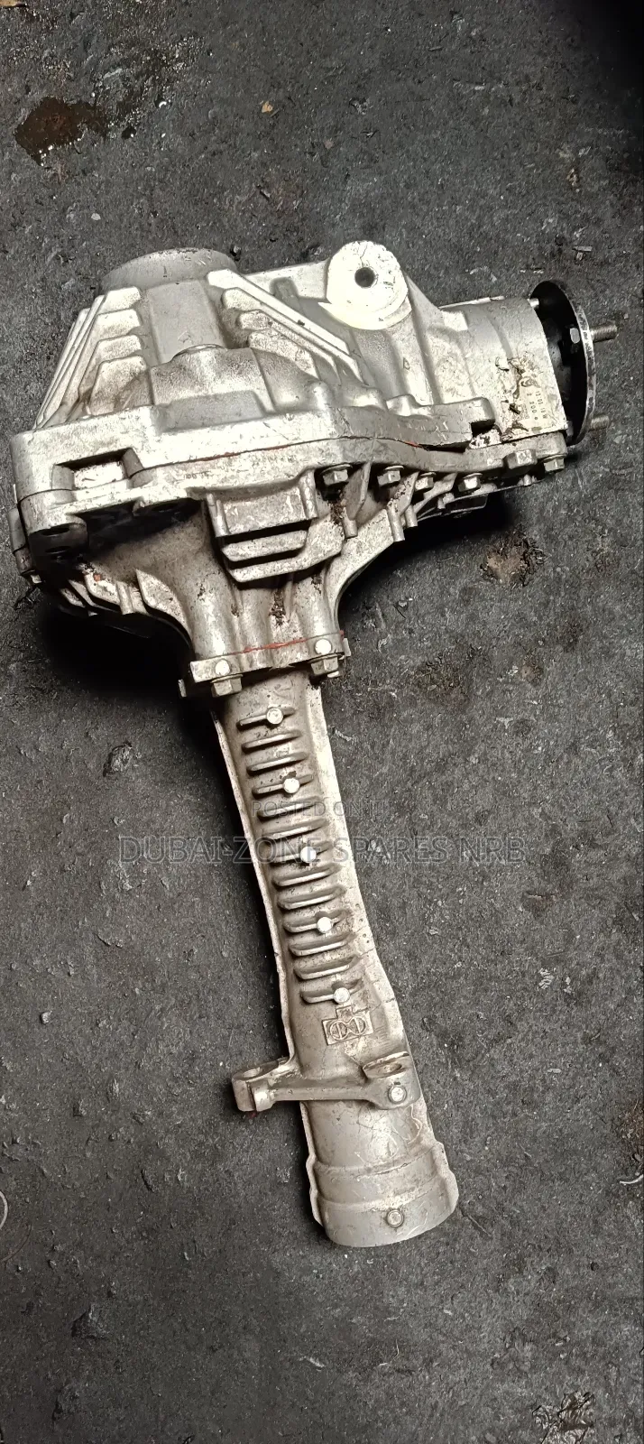 Front Differential 200-Series V8.
