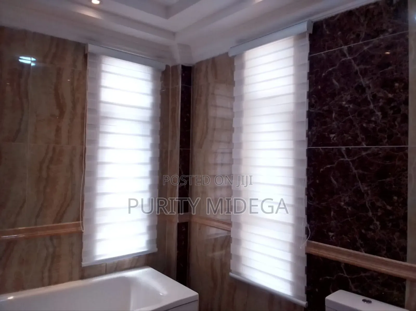 White Fabrics Sheer Rollers Blinds