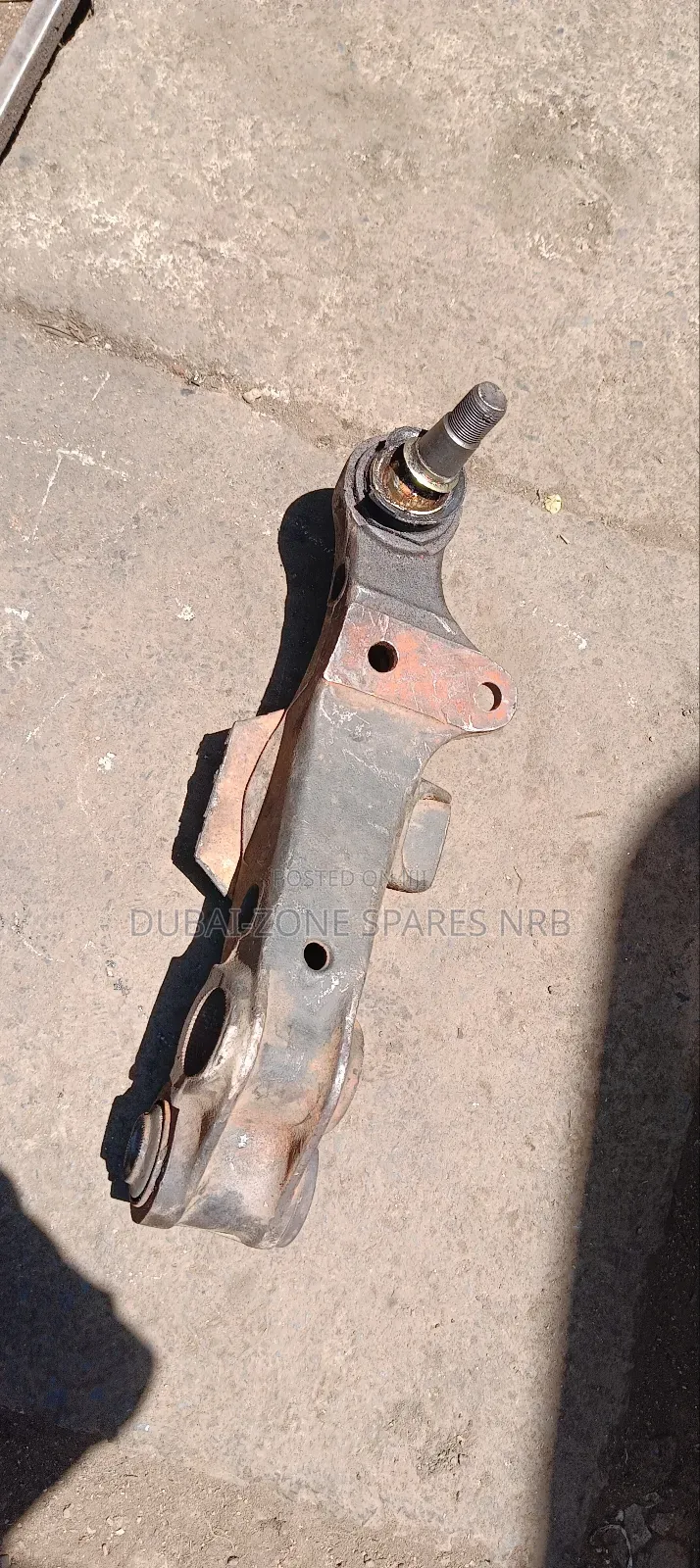 Lower Control Arms Isuzu Elfu.