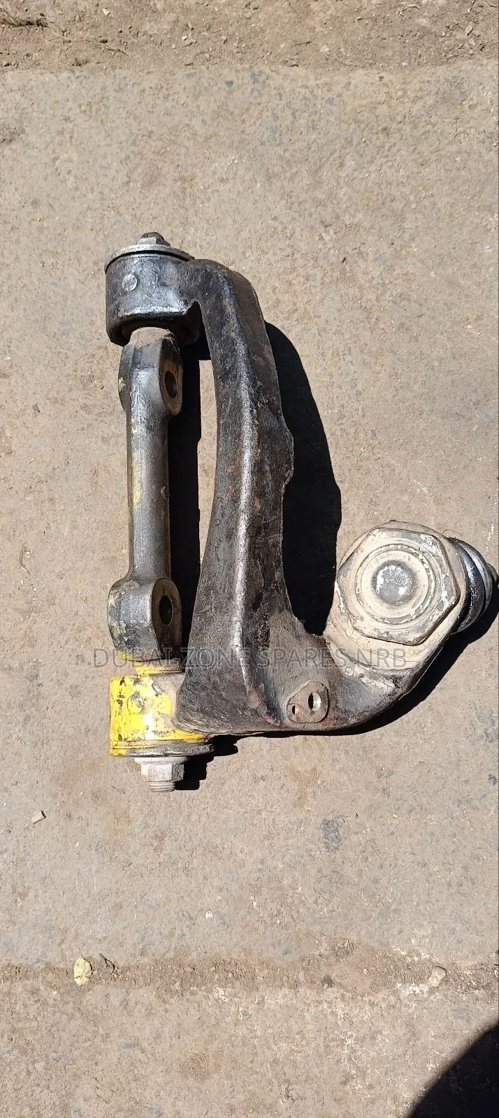 Upper Control Arms Isuzu Elfu.