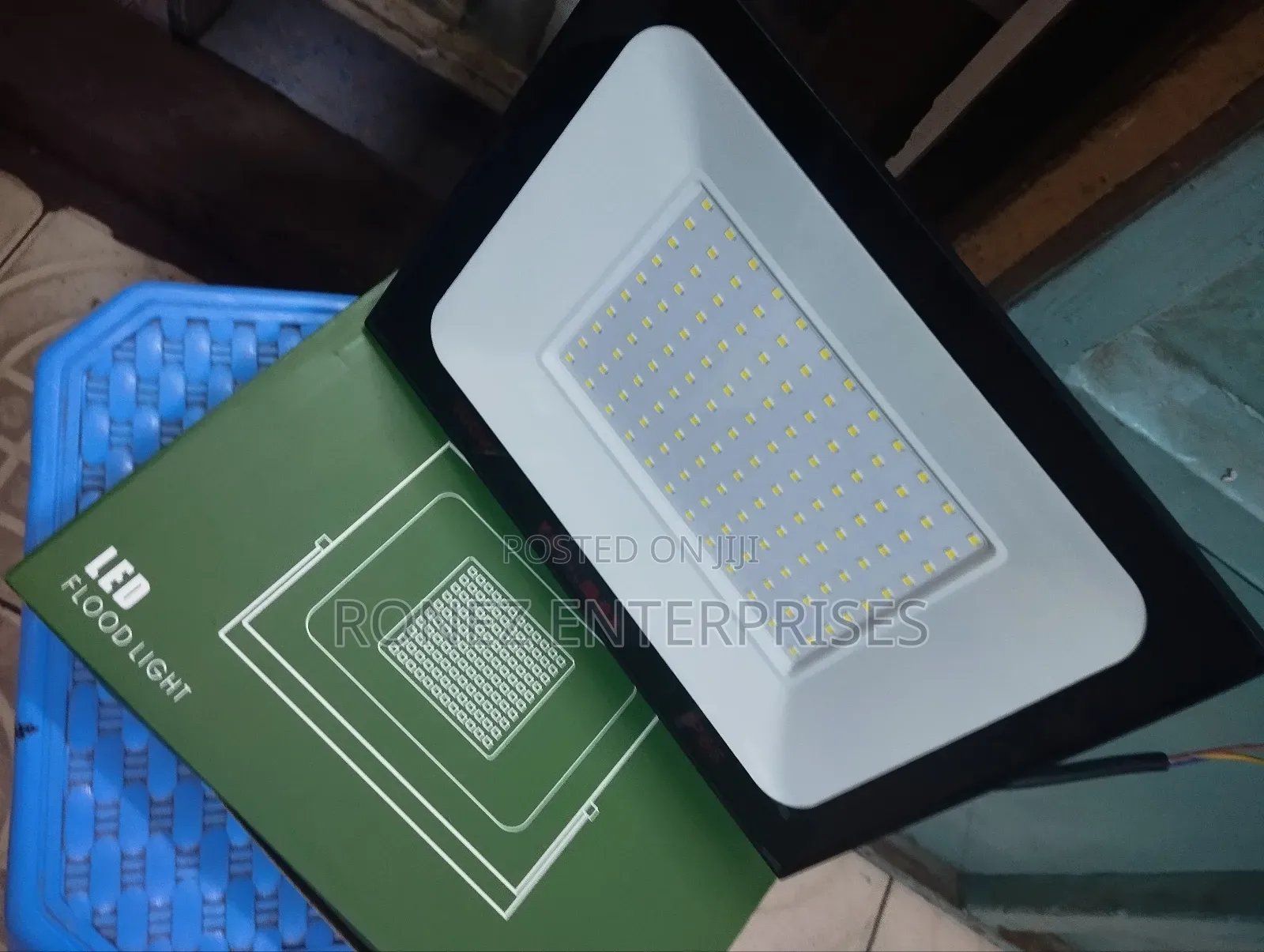 Flood Light AC 100wlts