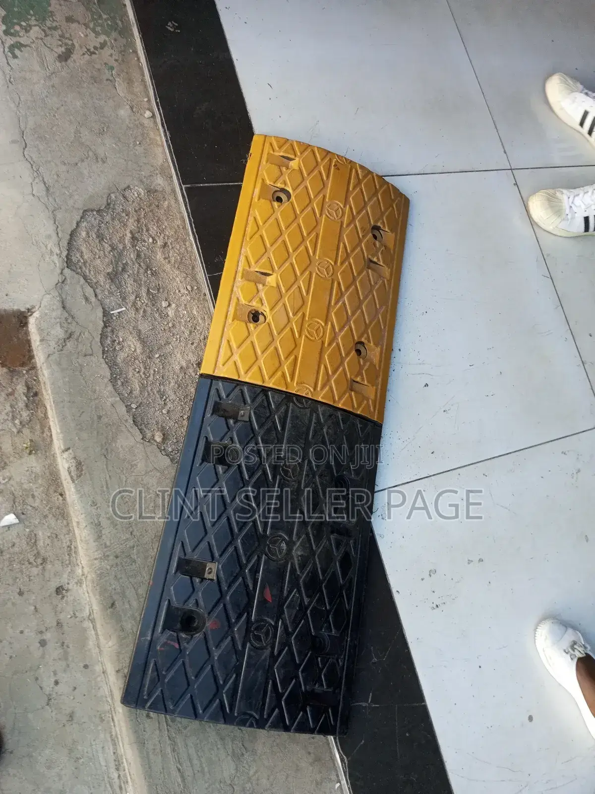 Reflective, Speed Bumb Rubber.