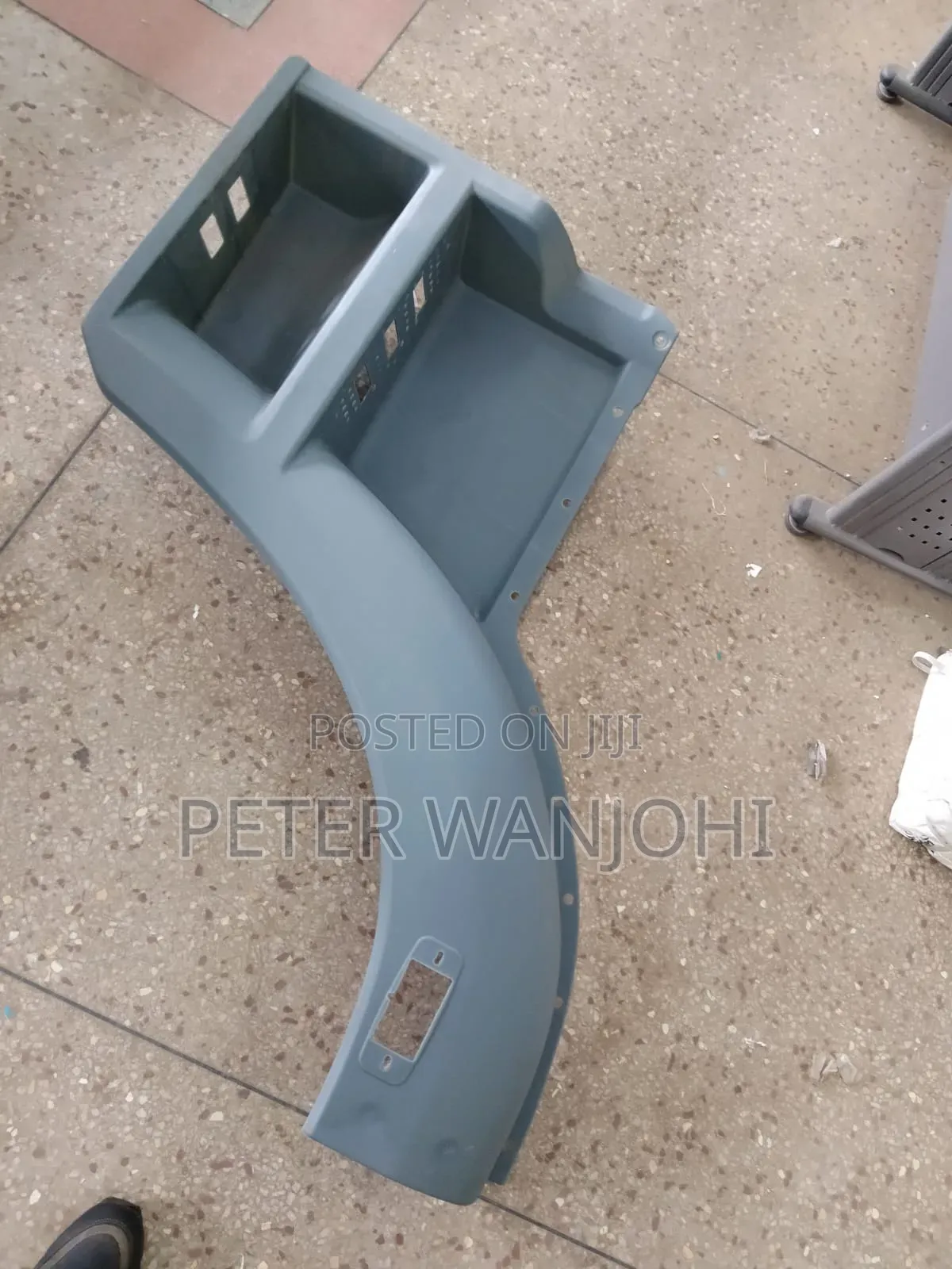 Fuso FJ Side Step