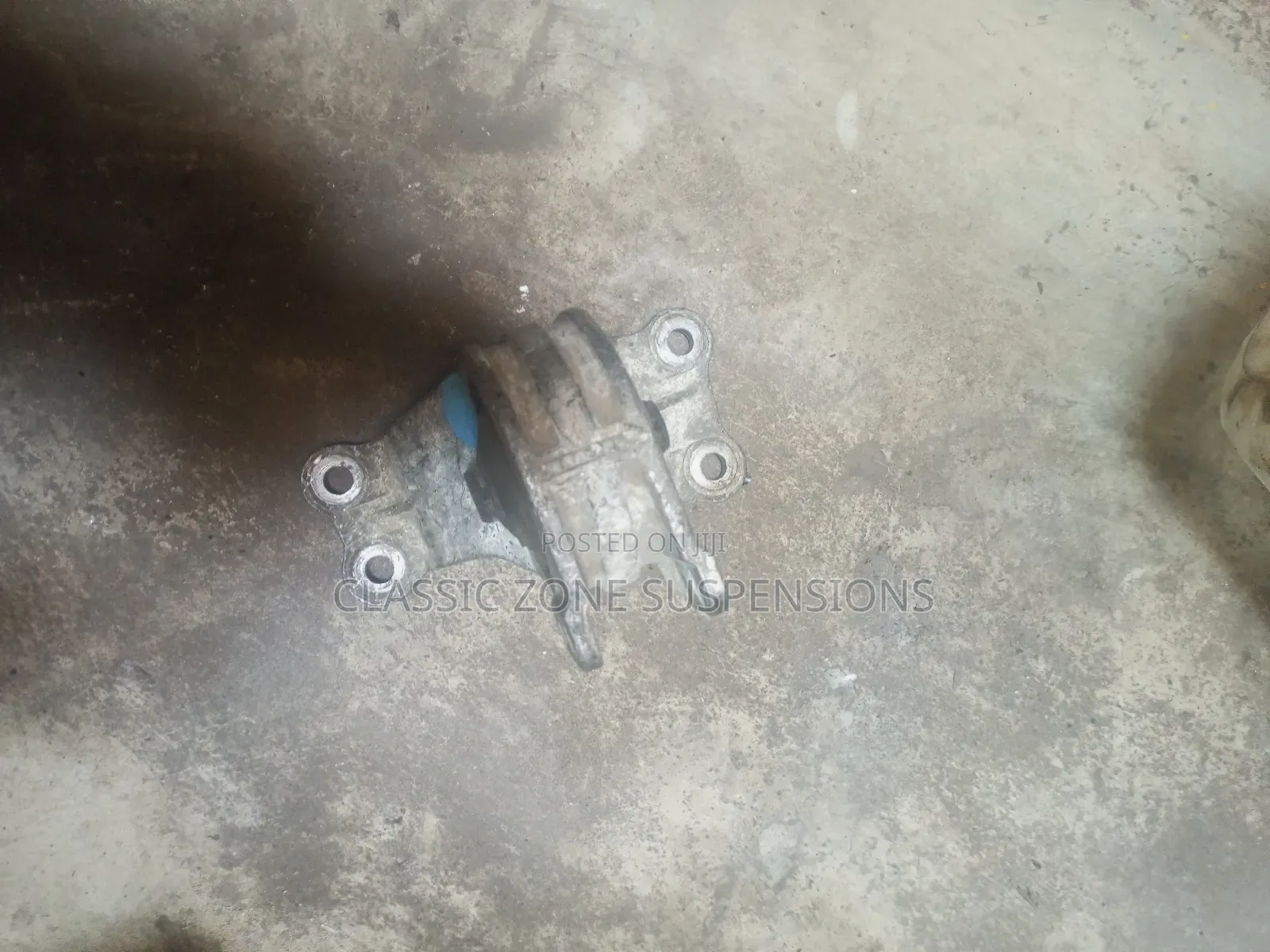 Mitsubishi Galant Engine Mount