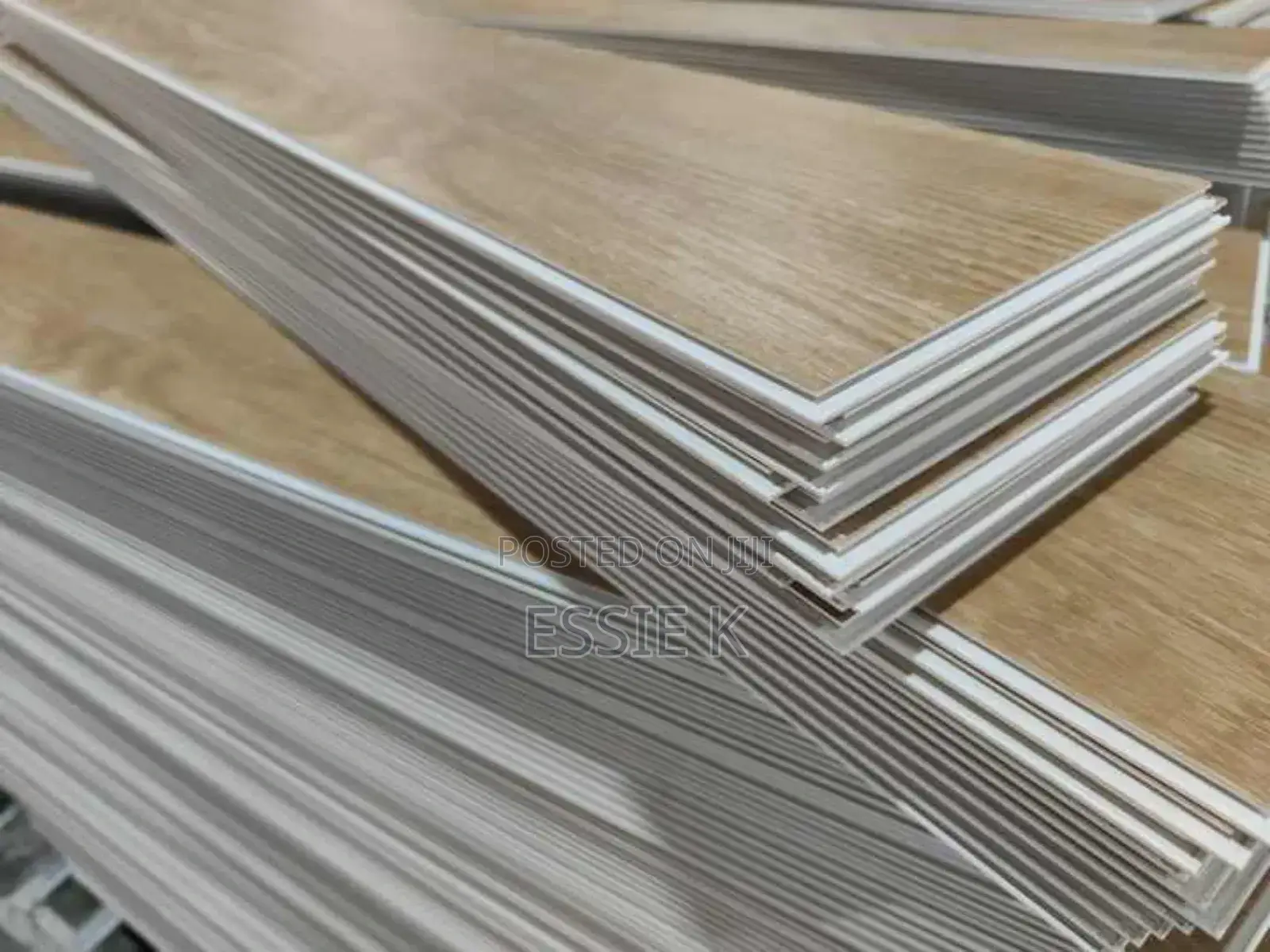 Luxury SPC Flooring Planks/SPC Tiles