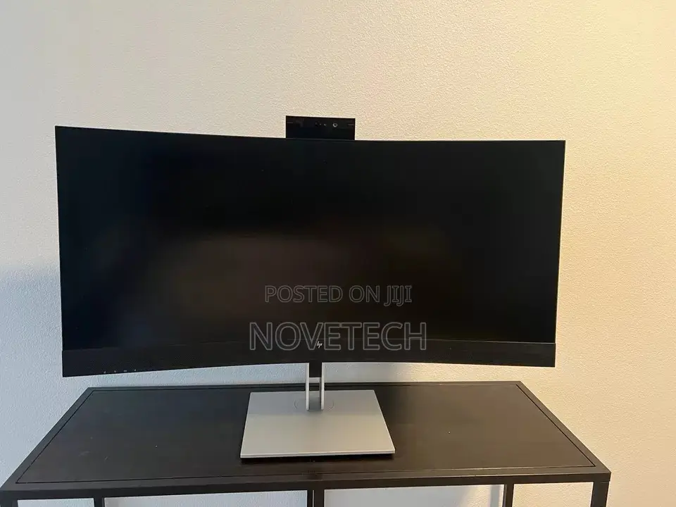 New Hp E34m G4 34" WQHD Curved Usb-C Conferencing Monitor