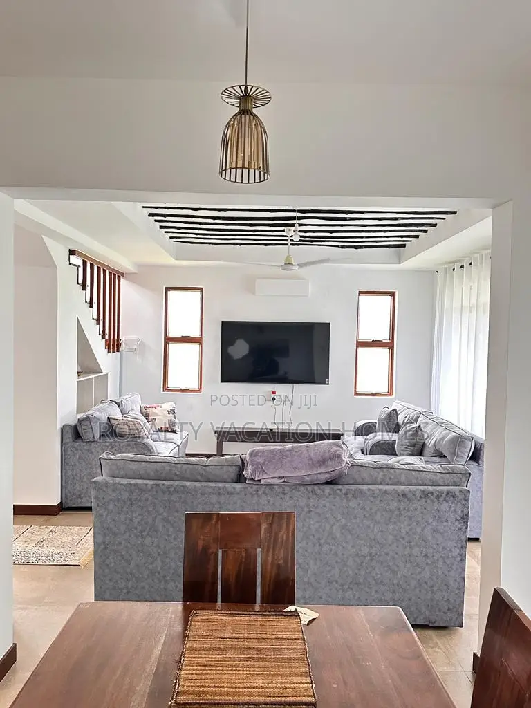 3 Bedroom Beach Villa Own Compound at Sultan Palace, Kikambala