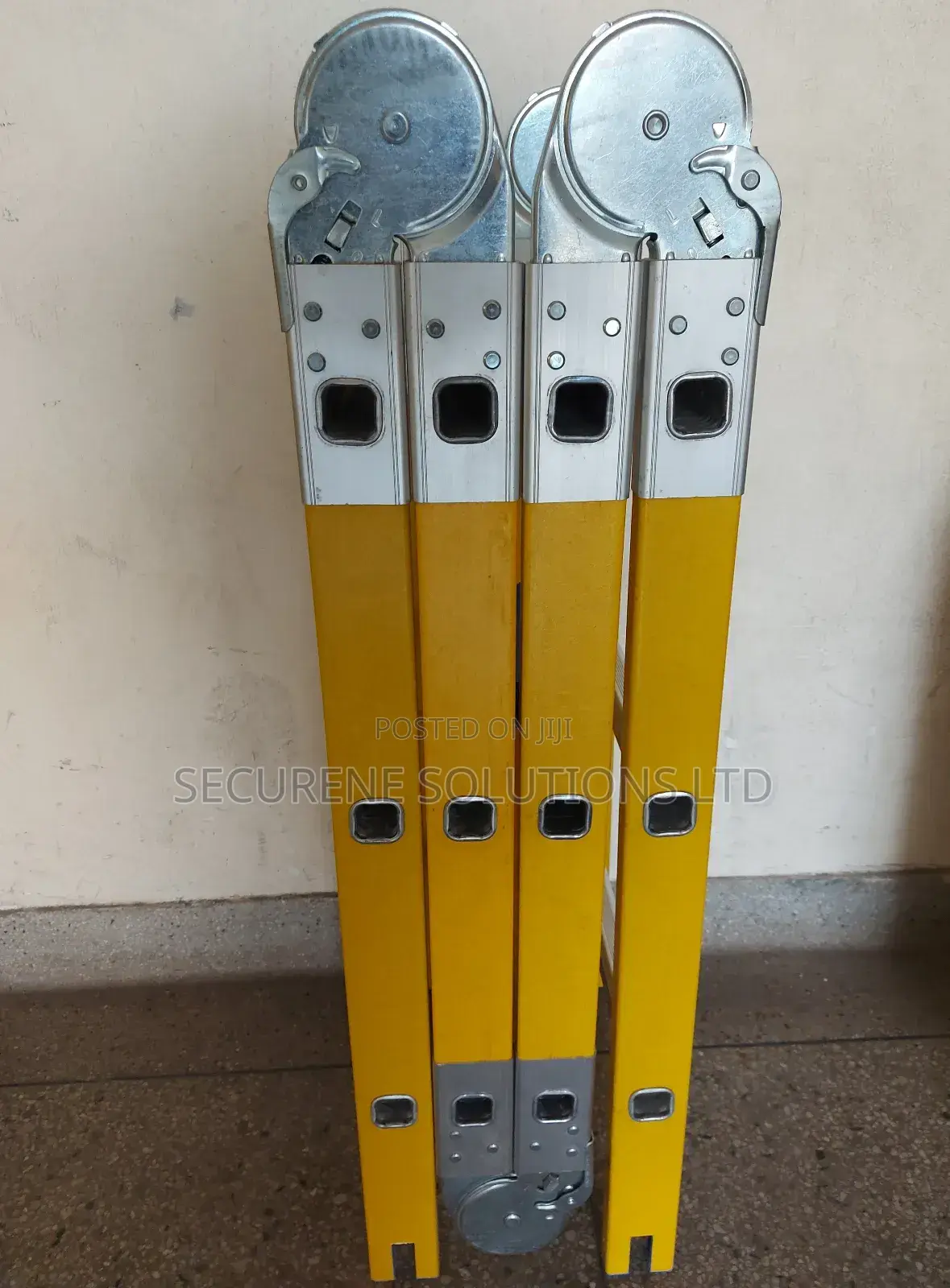 4x3multipurpose Fibreglass Ladders. (12t/3.7metres)