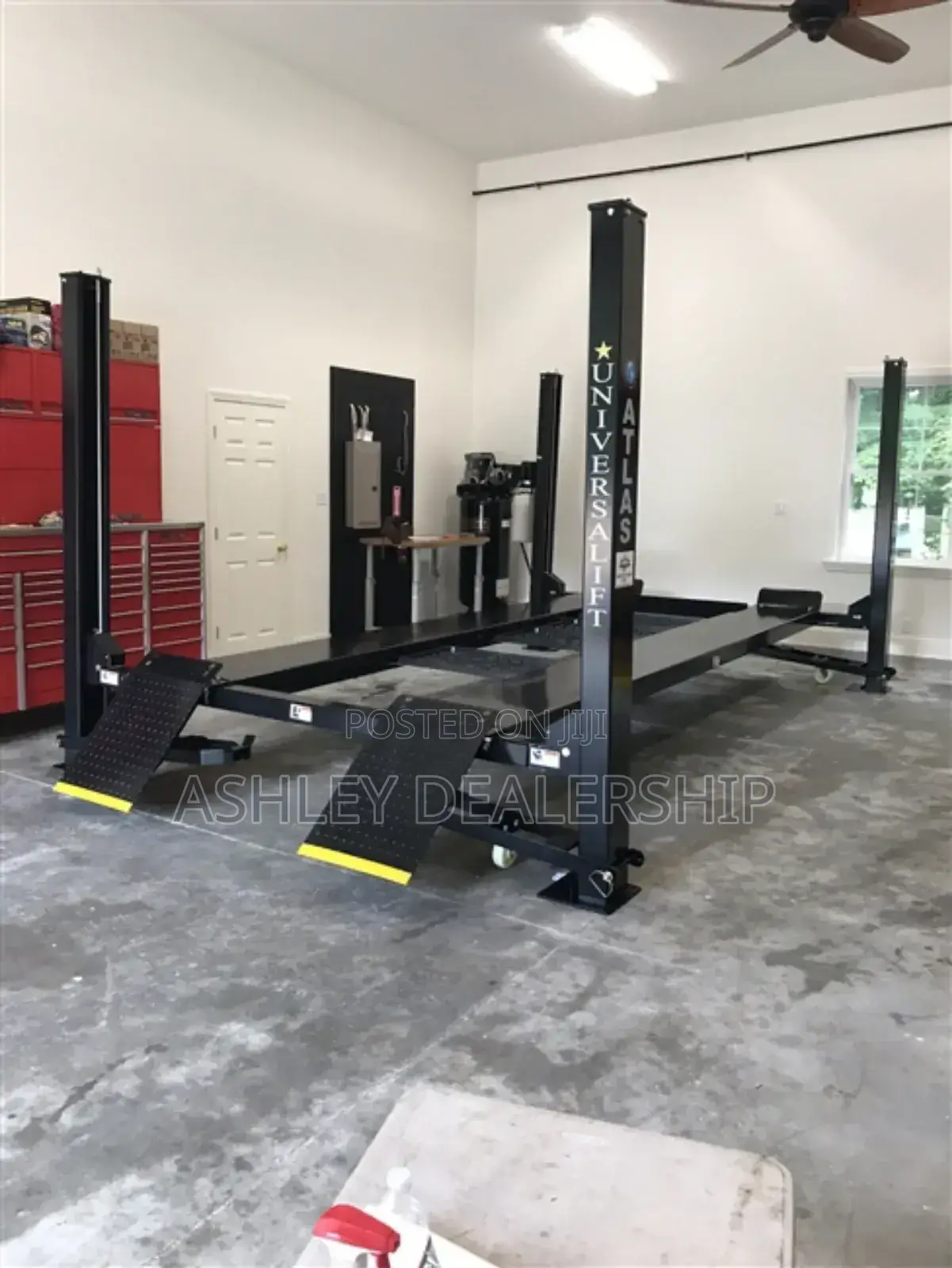 Four Post Car Lift