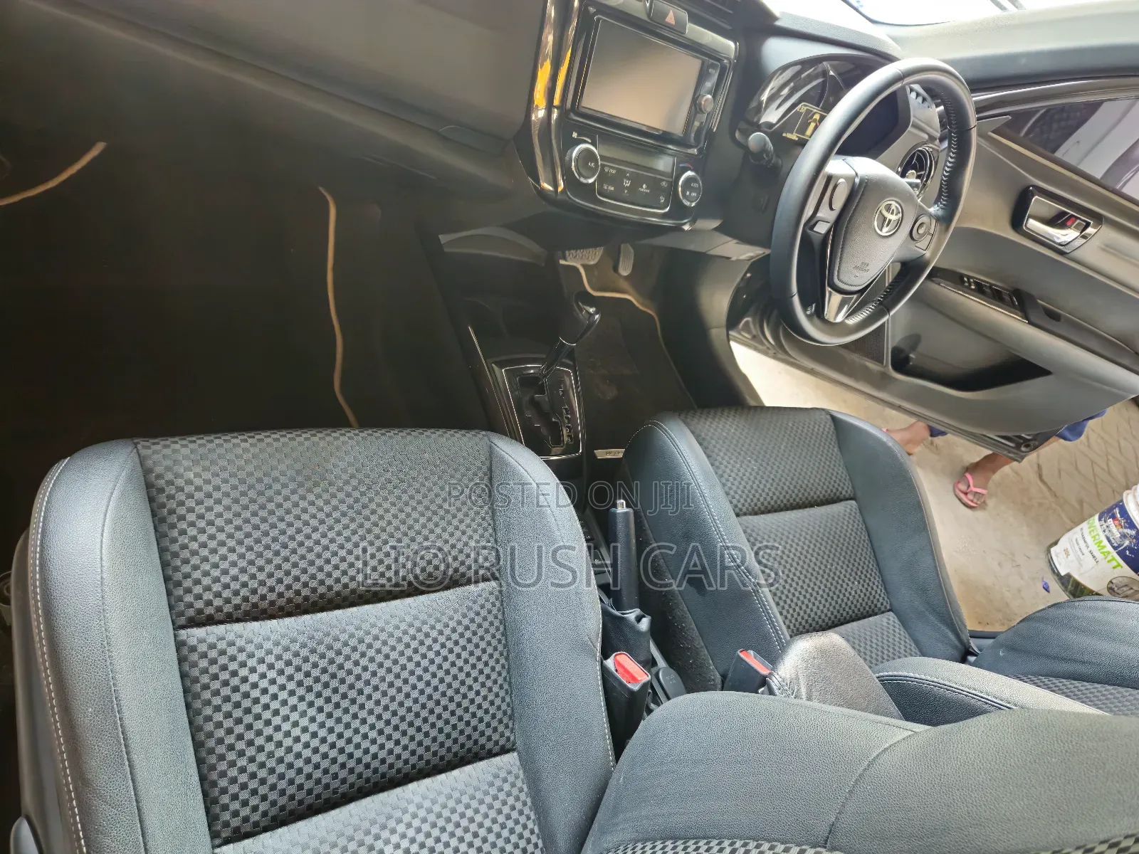 Toyota Corolla Fielder 2018 Black