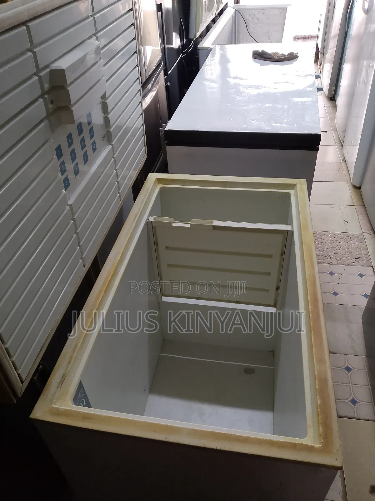 300L Chest Freezer