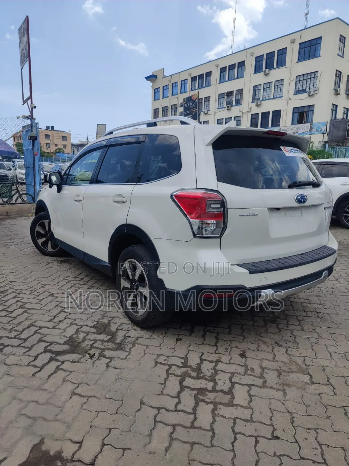 Subaru Forester 2017 Off white
