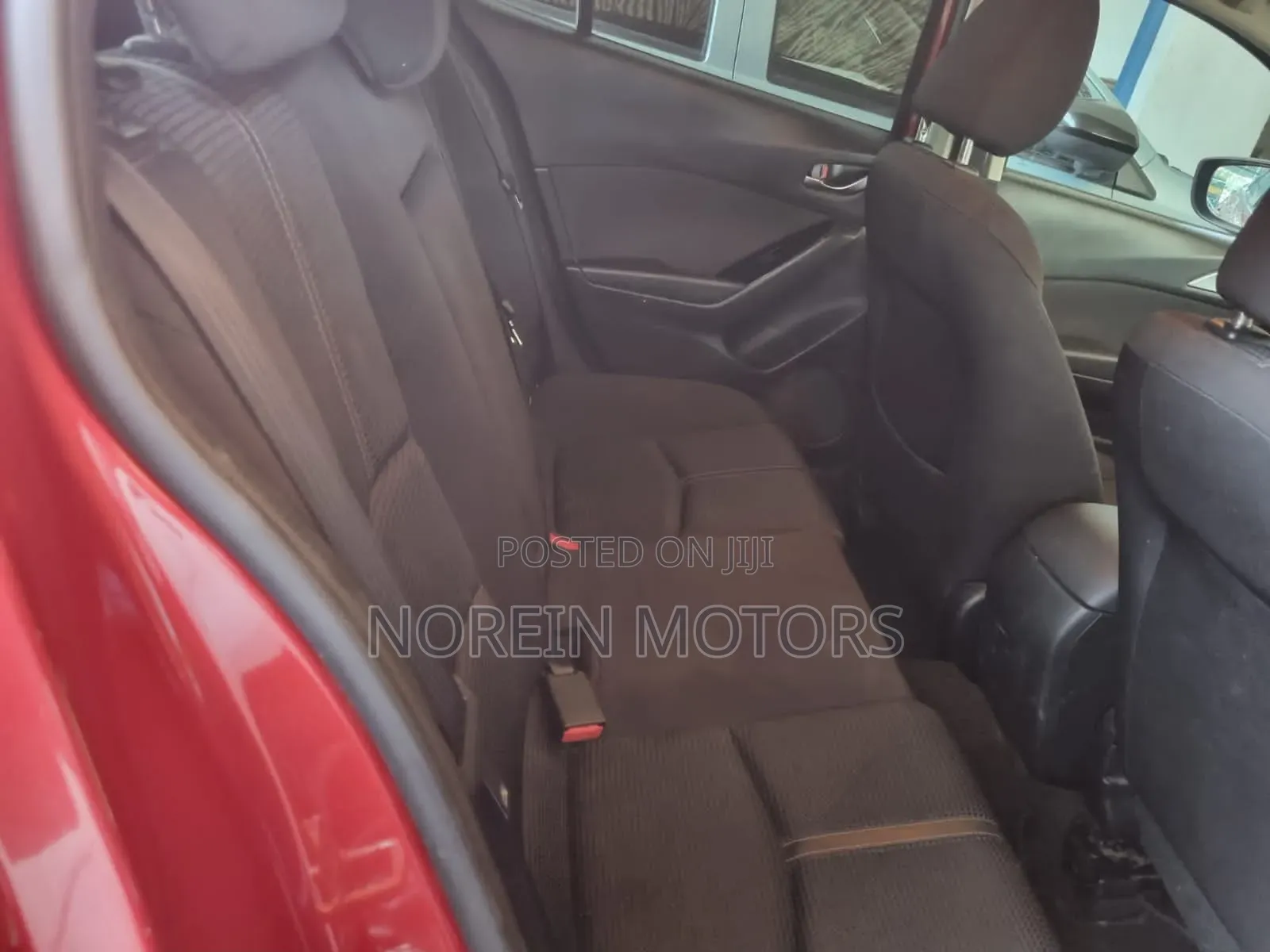 Mazda Axela 2016 Red