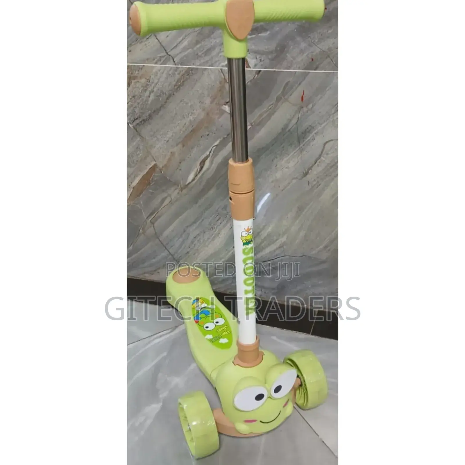 *Scooter*
With Led Lights and Music.