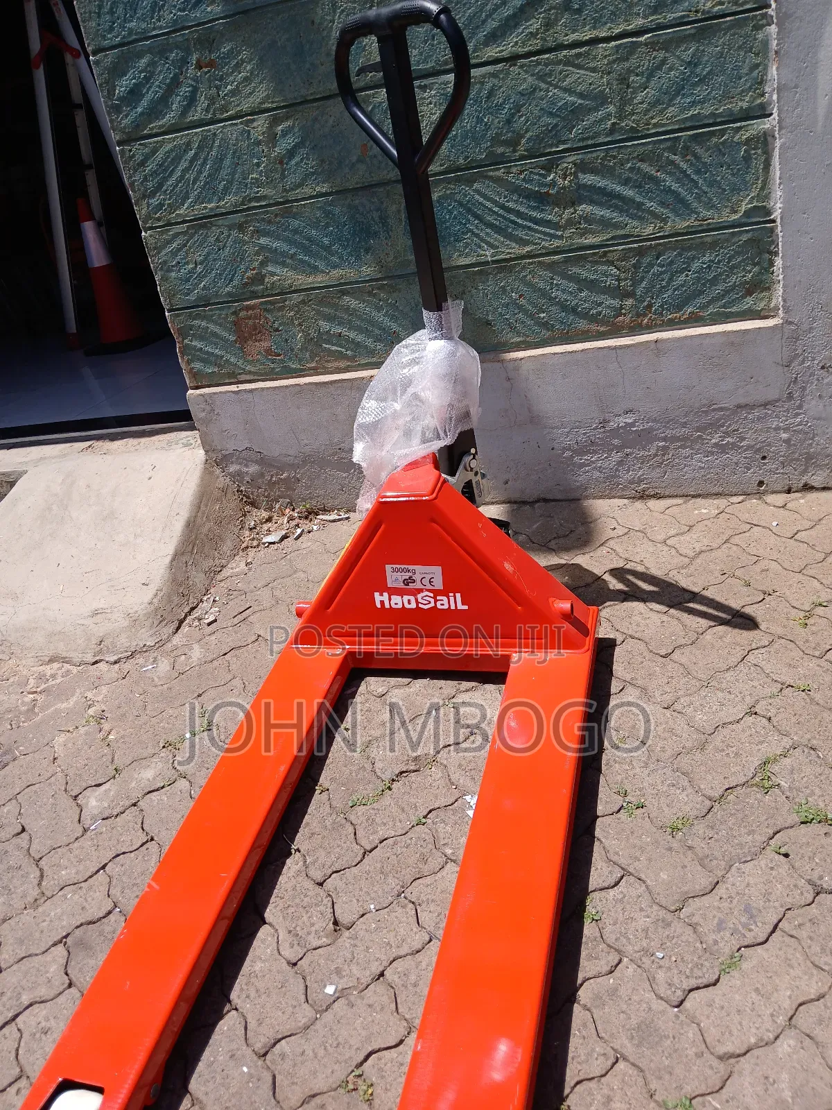 Hydraulic Pallet Truck ( 3t- 300kg)