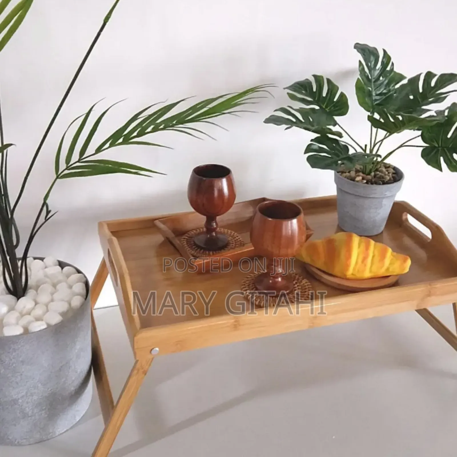 *Foldable Bamboo Tray