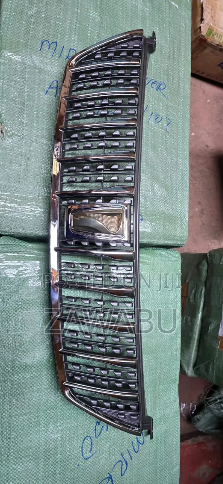 Grill Toyota Premio 260/265