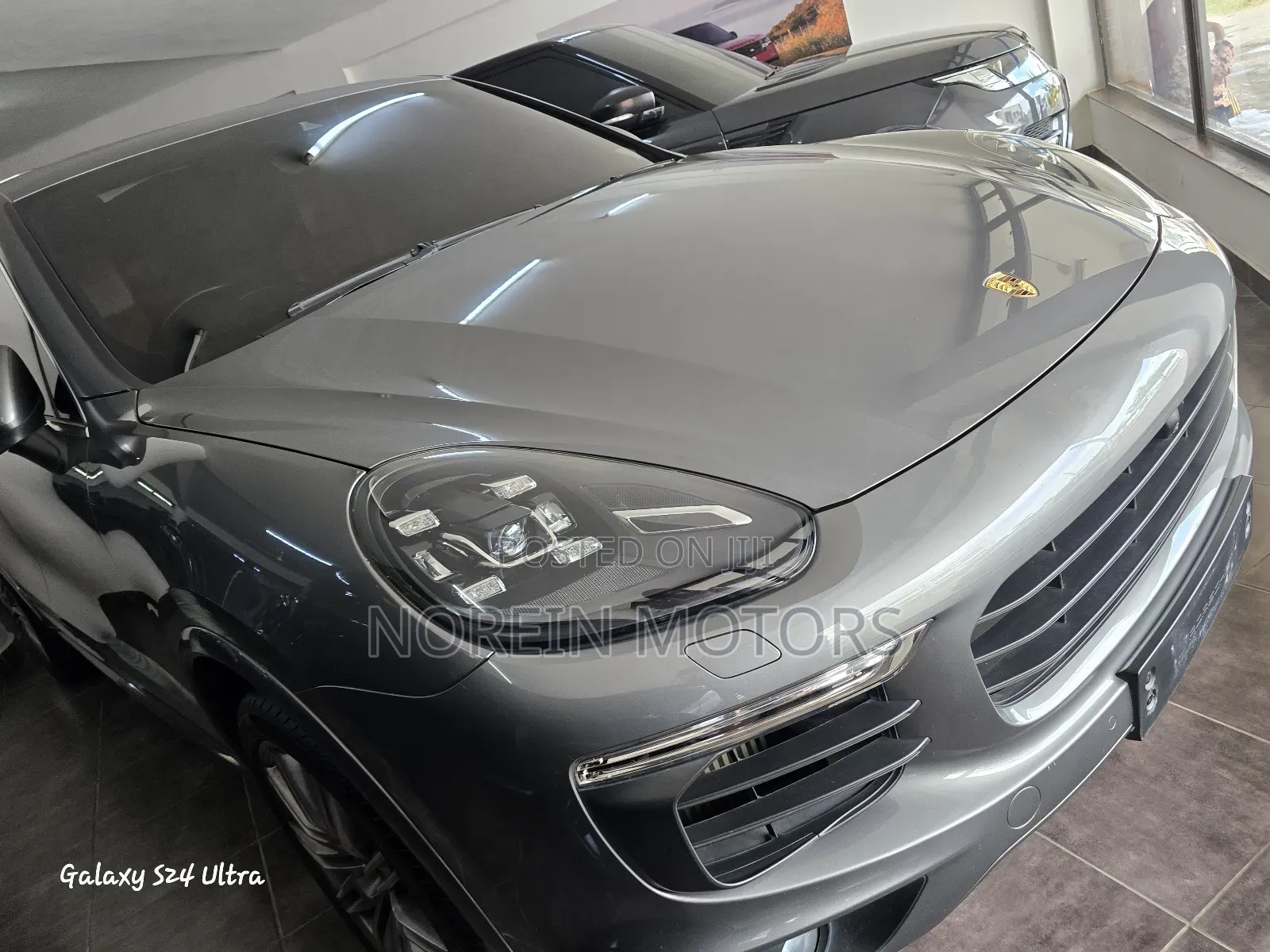 Porsche Cayenne 2018 Gray