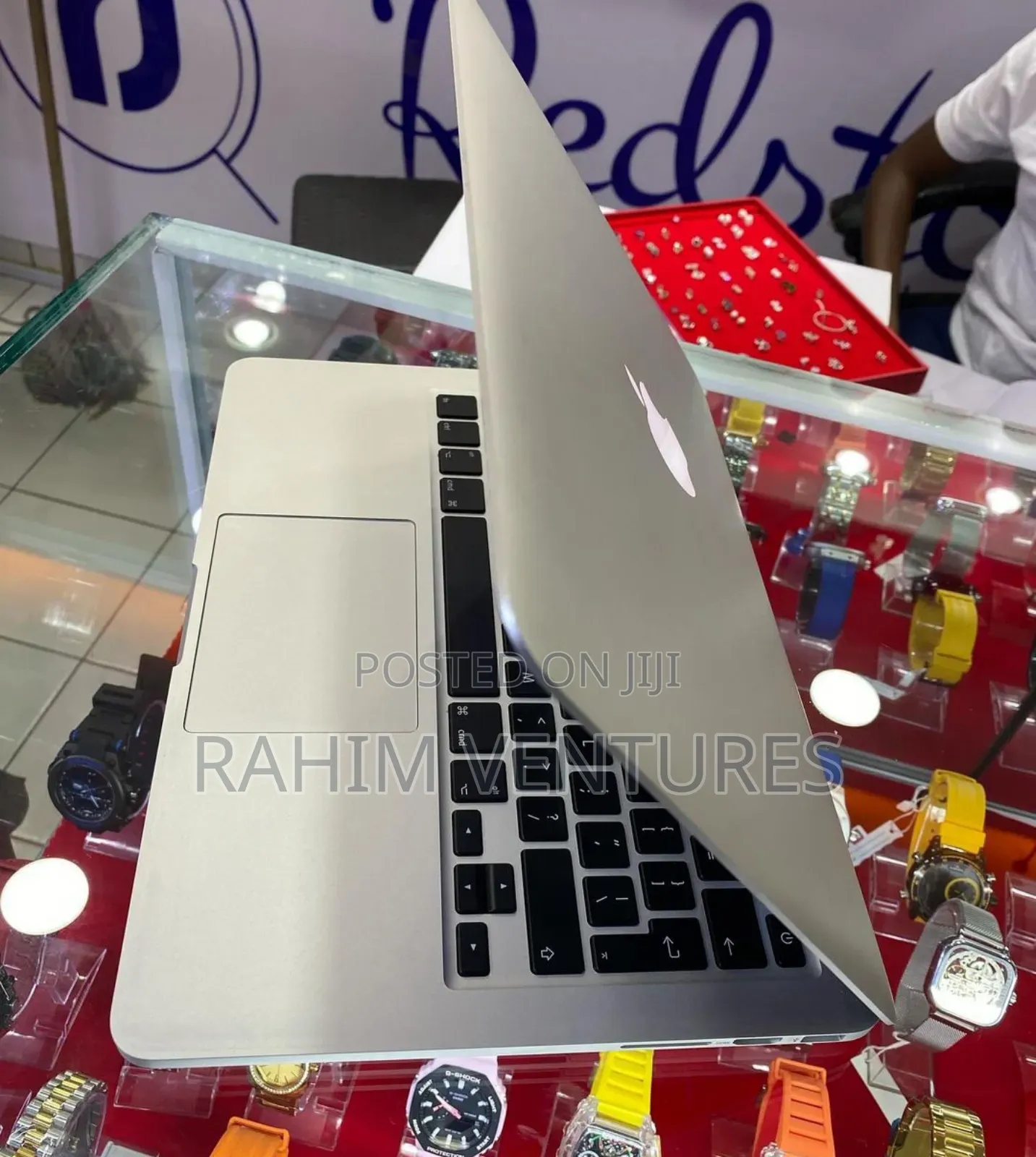 Laptop Apple MacBook Pro 2015 8GB Intel Core i5 SSD 256GB