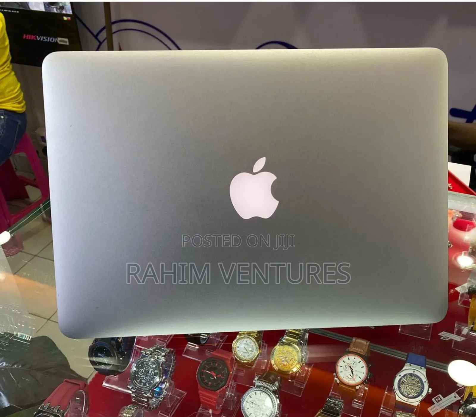 Laptop Apple MacBook Pro 2015 8GB Intel Core i5 SSD 256GB