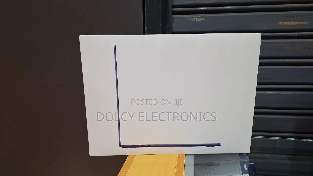 New Laptop Apple MacBook Air 16GB Apple M3 SSD 512GB
