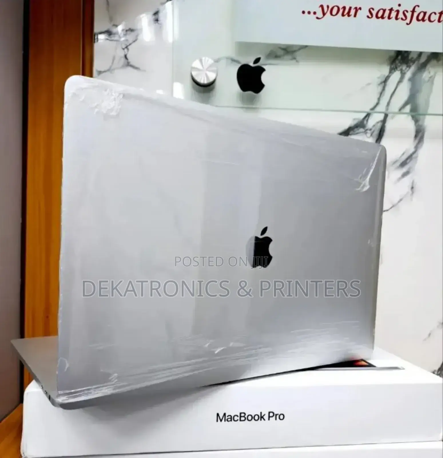 Laptop Apple MacBook Pro 2016 16GB Intel Core I7 SSD 256GB