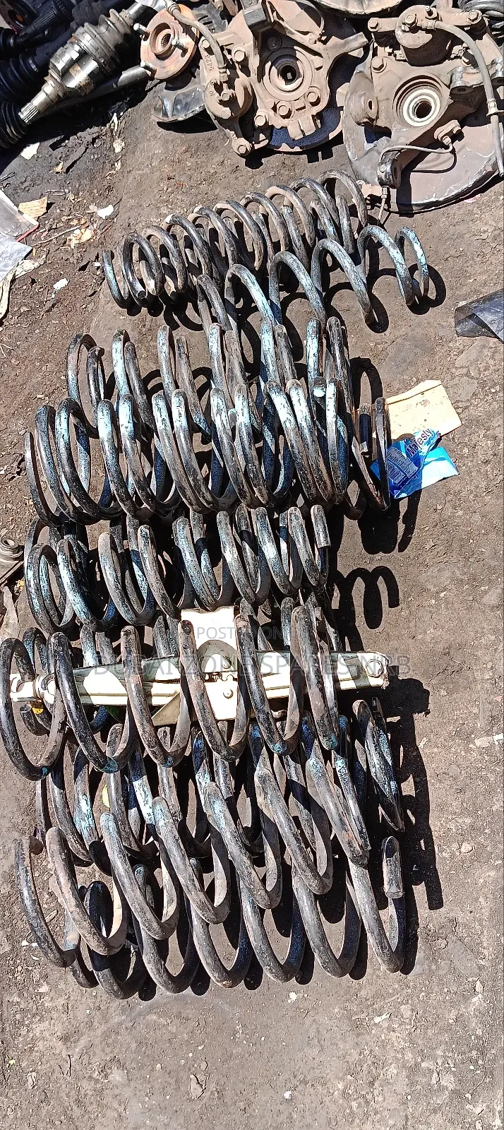Fielder,Premio,Ractis,Axio,Hilux,Prado,Heavy Duty Springs.