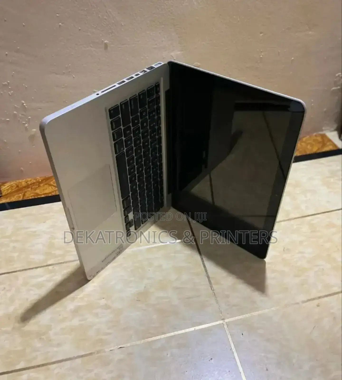Laptop Apple MacBook Pro 2016 16GB Intel Core I7 SSD 512GB