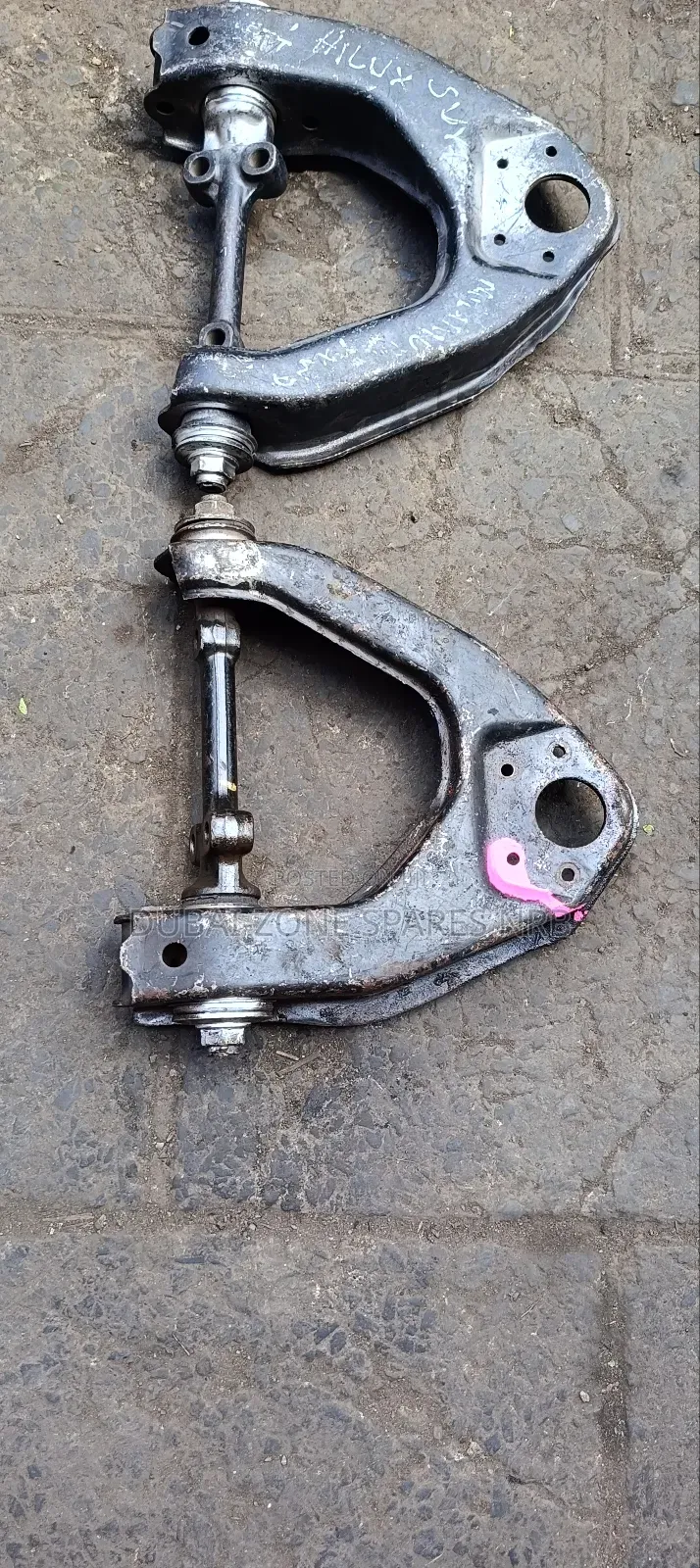 Upper Control Arms Hilux Surf Millennium.