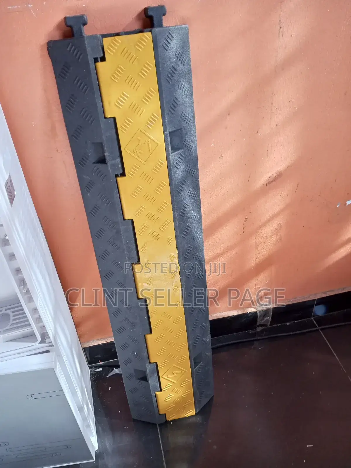 2 Channel Rubber Cable Protector/Cable Shield.