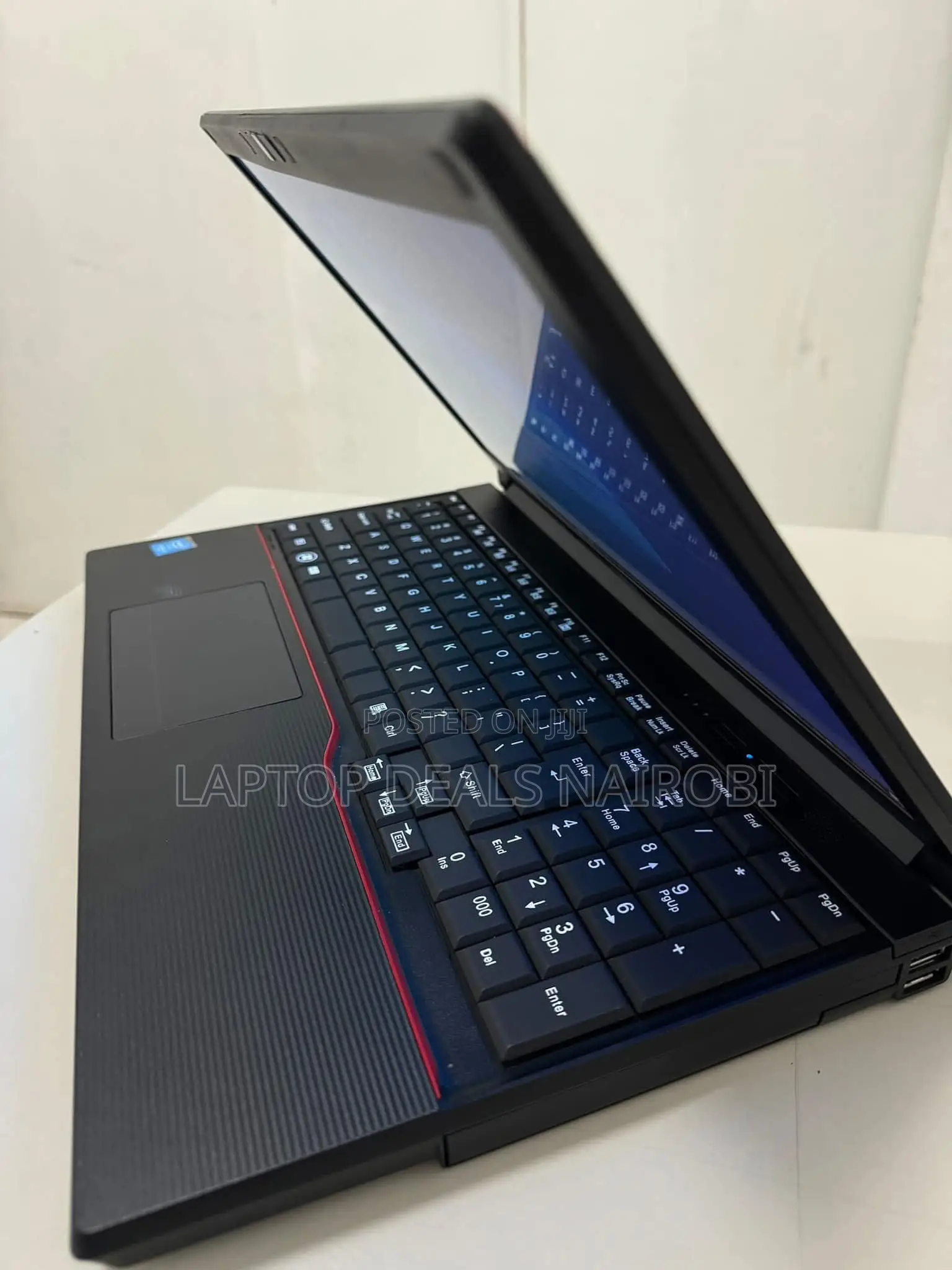 Laptop Fujitsu 8GB Intel Core I5 HDD 500GB