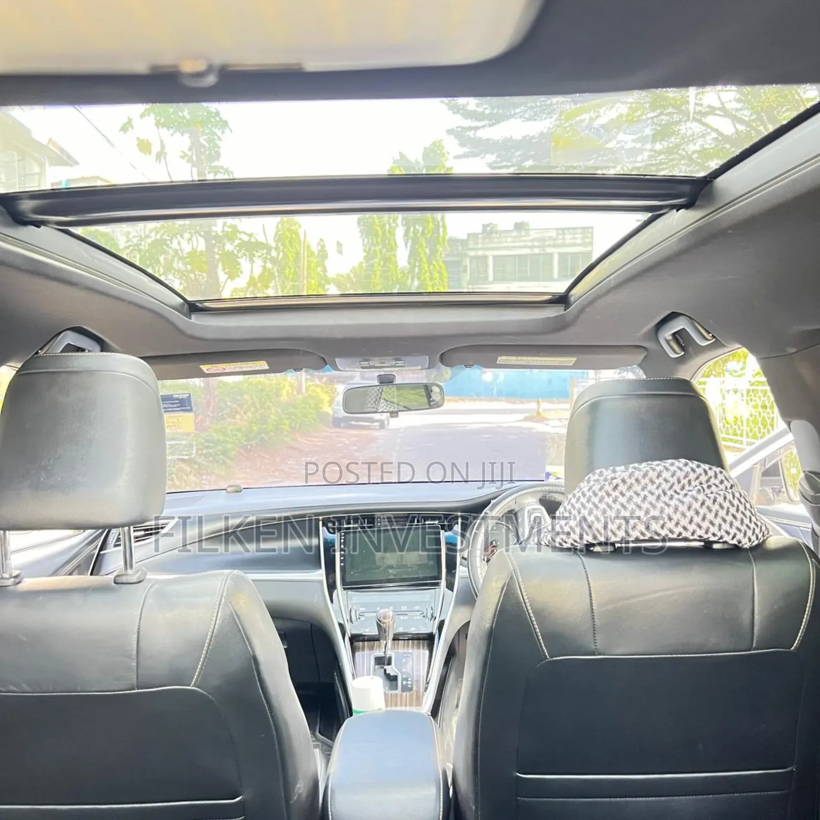 Toyota Harrier 2.0 2015 White