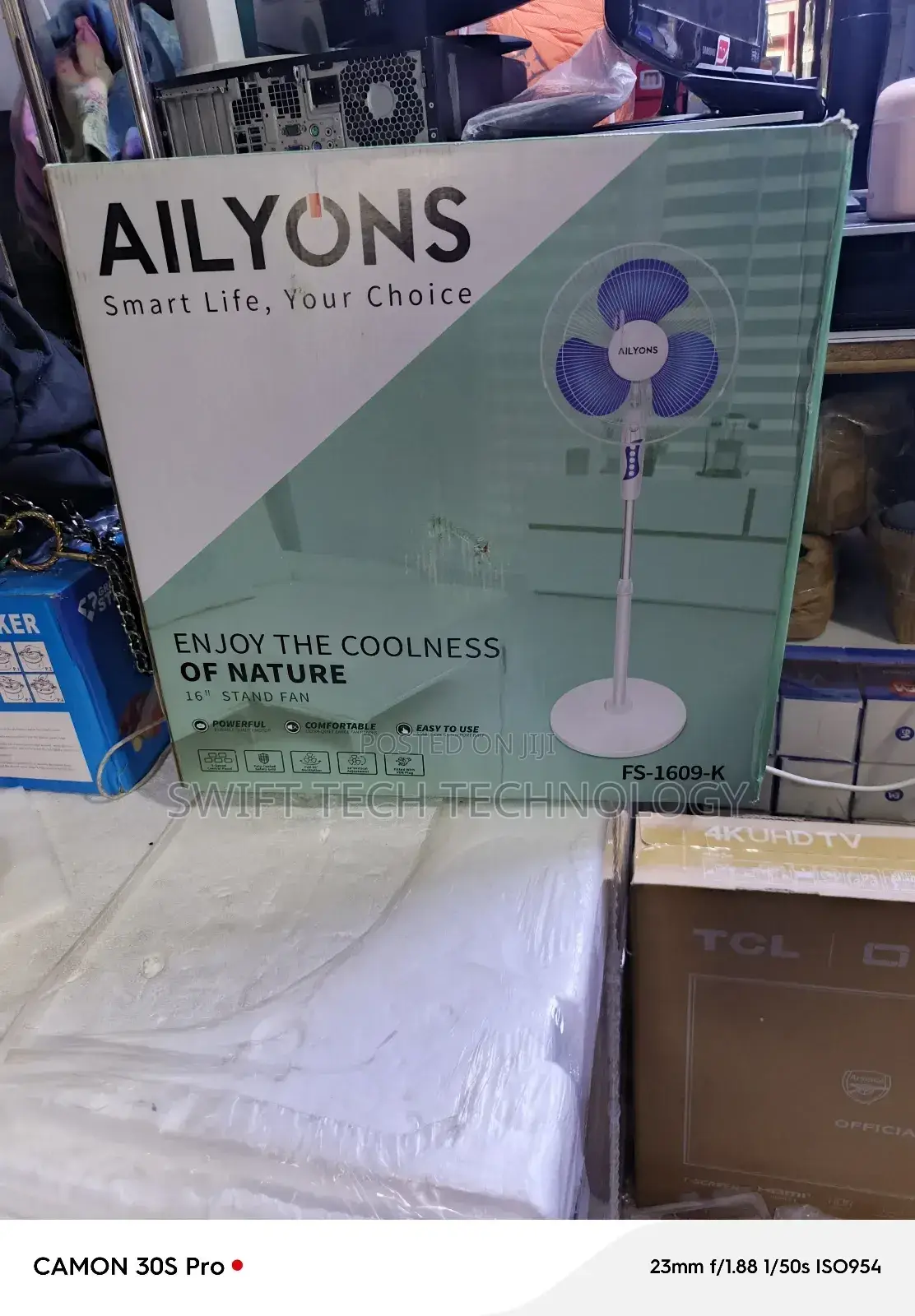 Standing Fan Ailyons 16inches With Round Bazee