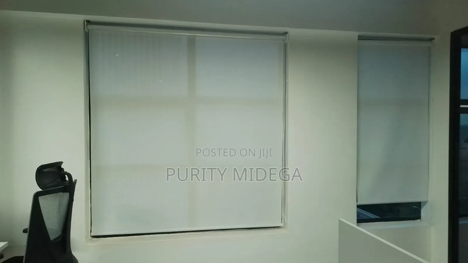 White Fabrics Sunscreen Horizontal Blinds