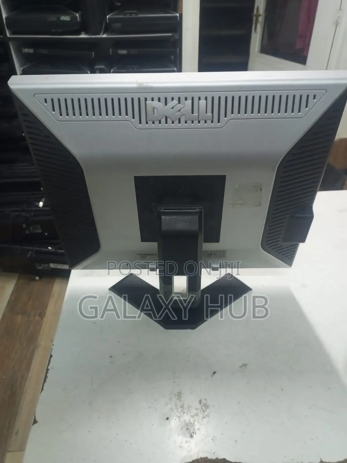 Dell 19inches Monitor Screen