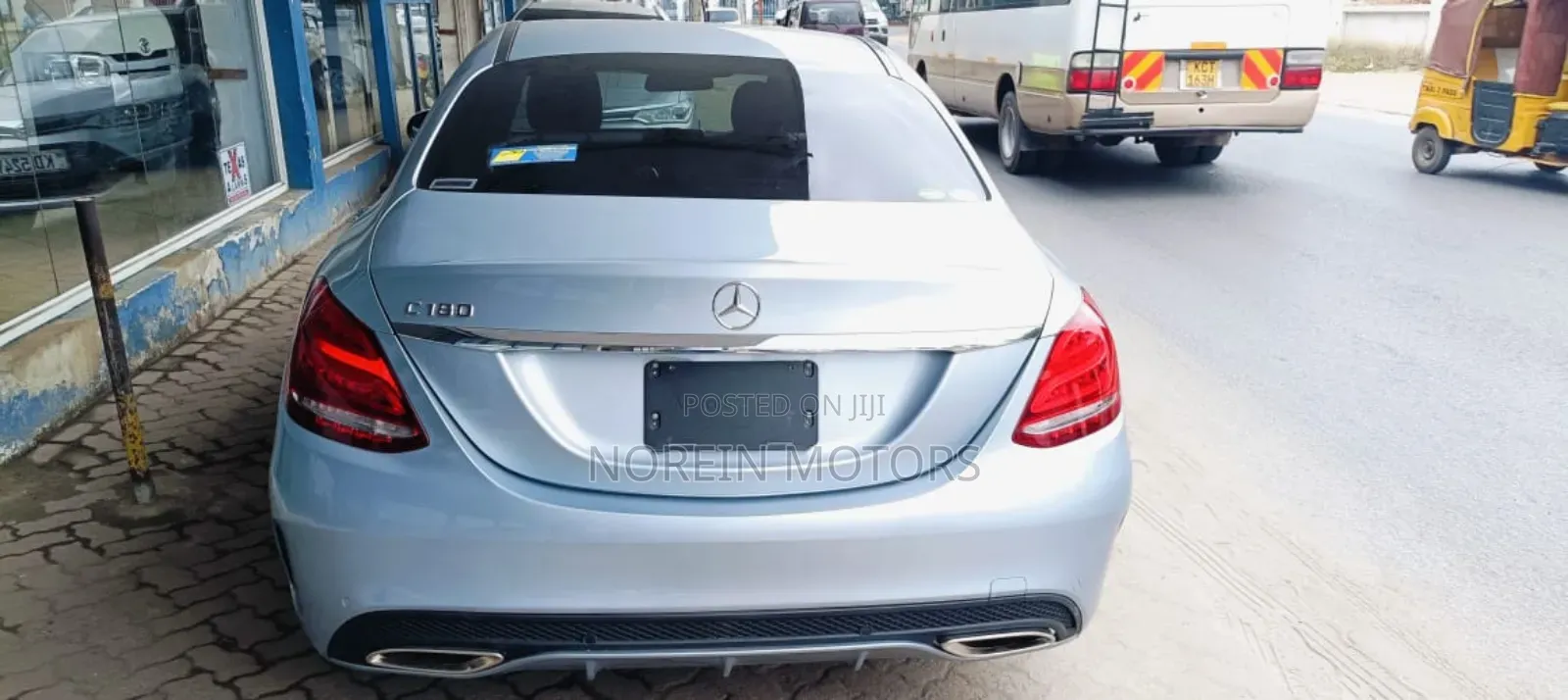Mercedes-Benz C180 2017 Blue