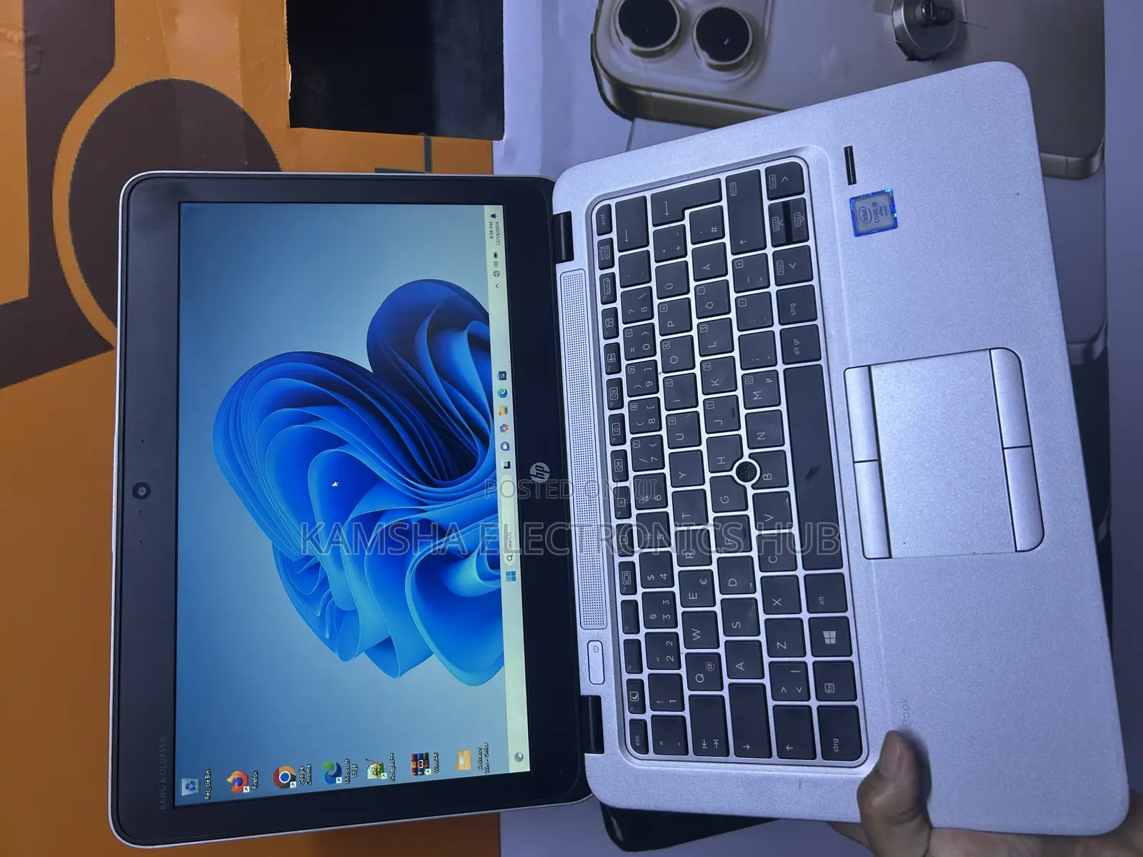 Laptop HP EliteBook 820 G3 8GB Intel Core I5 SSD 256GB