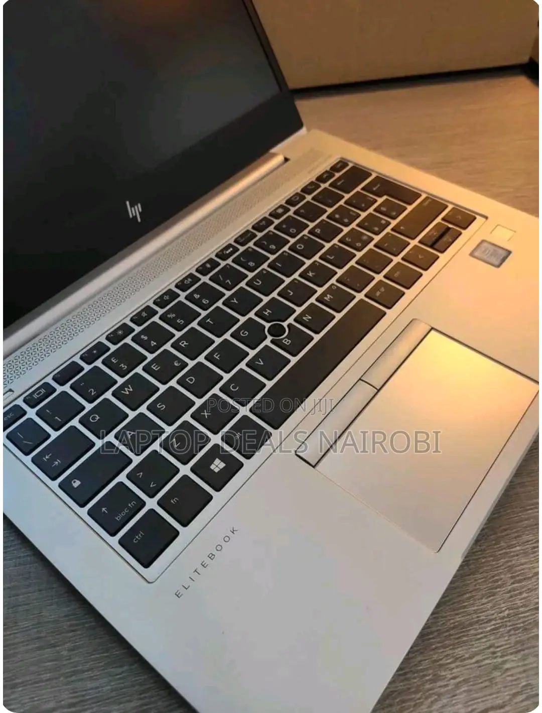Laptop Advent 5611 8GB Intel Core I5 SSD 256GB