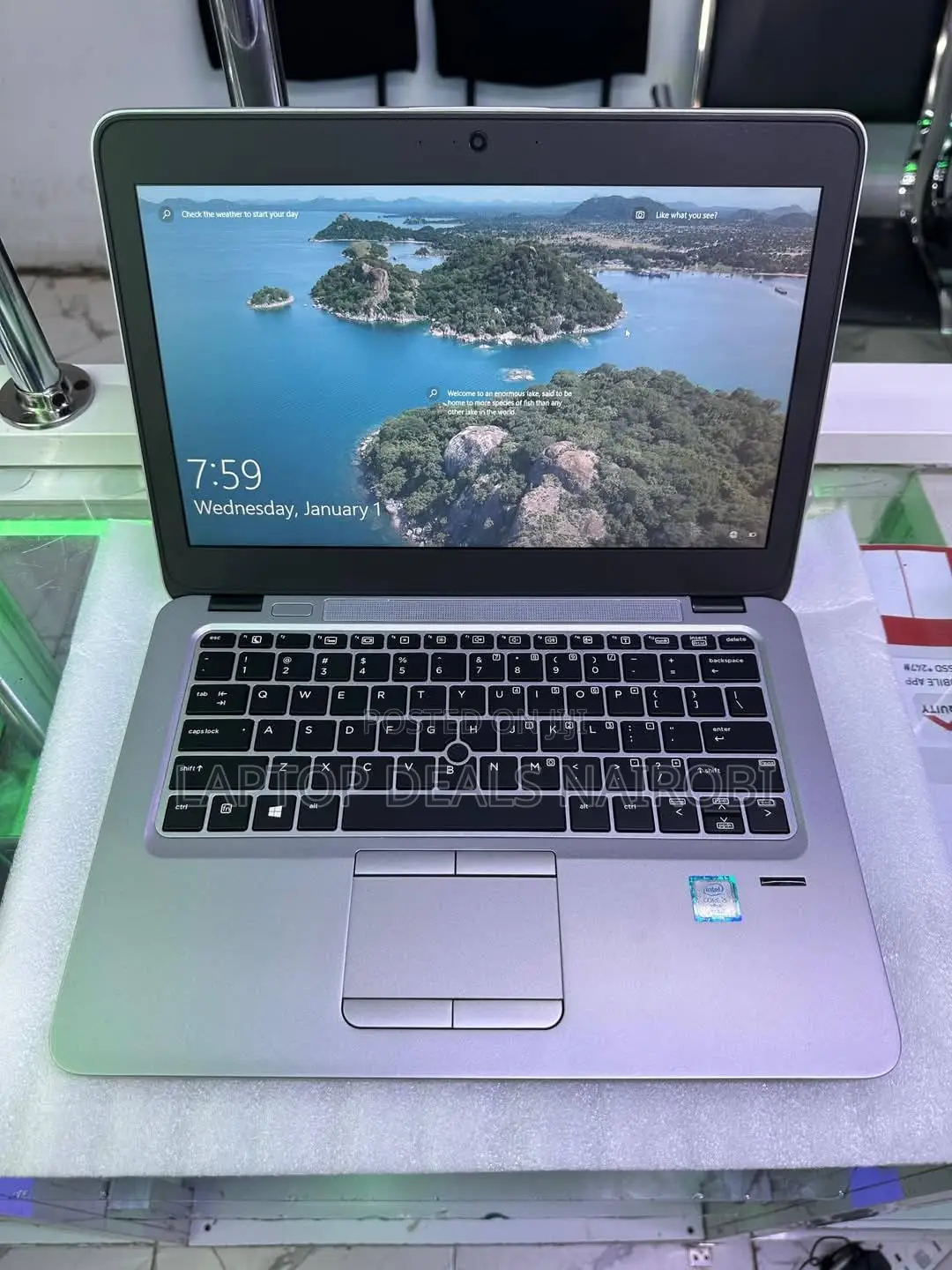 Laptop Advent 6552 8GB Intel Core I5 SSD 256GB