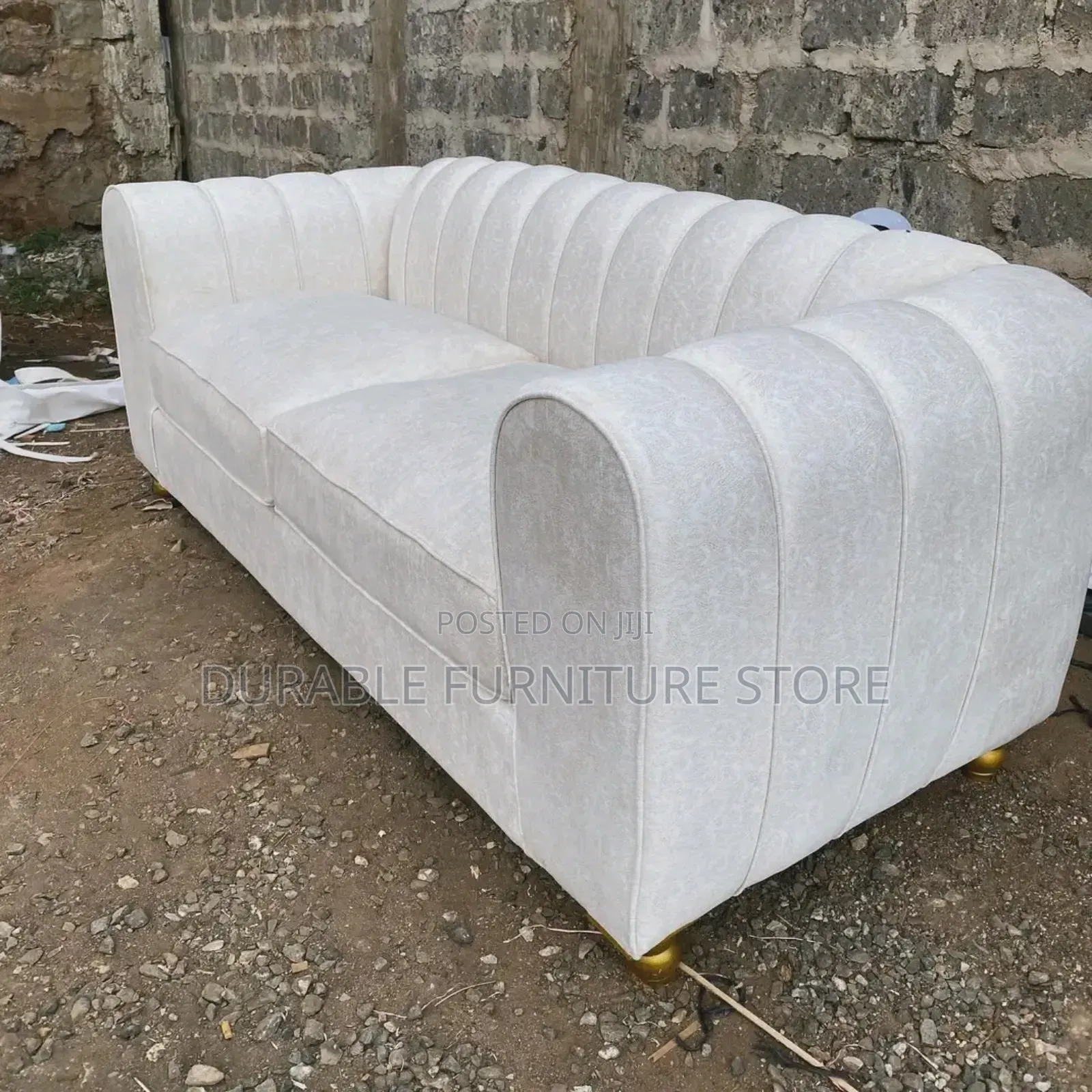 3 Seater Round