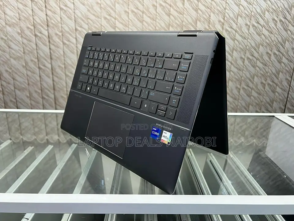 Laptop Cyberpower Tracer II 15 VR 16GB Intel Core I7 SSD 512GB
