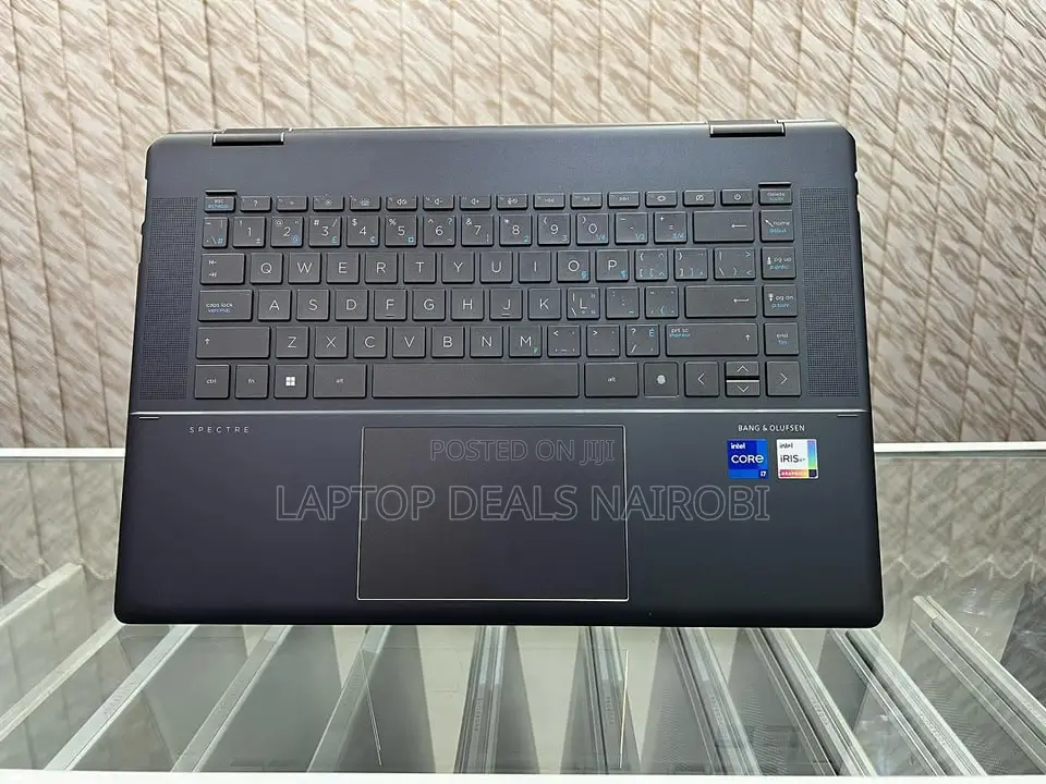 Laptop Cyberpower Tracer II 15 VR 16GB Intel Core I7 SSD 512GB