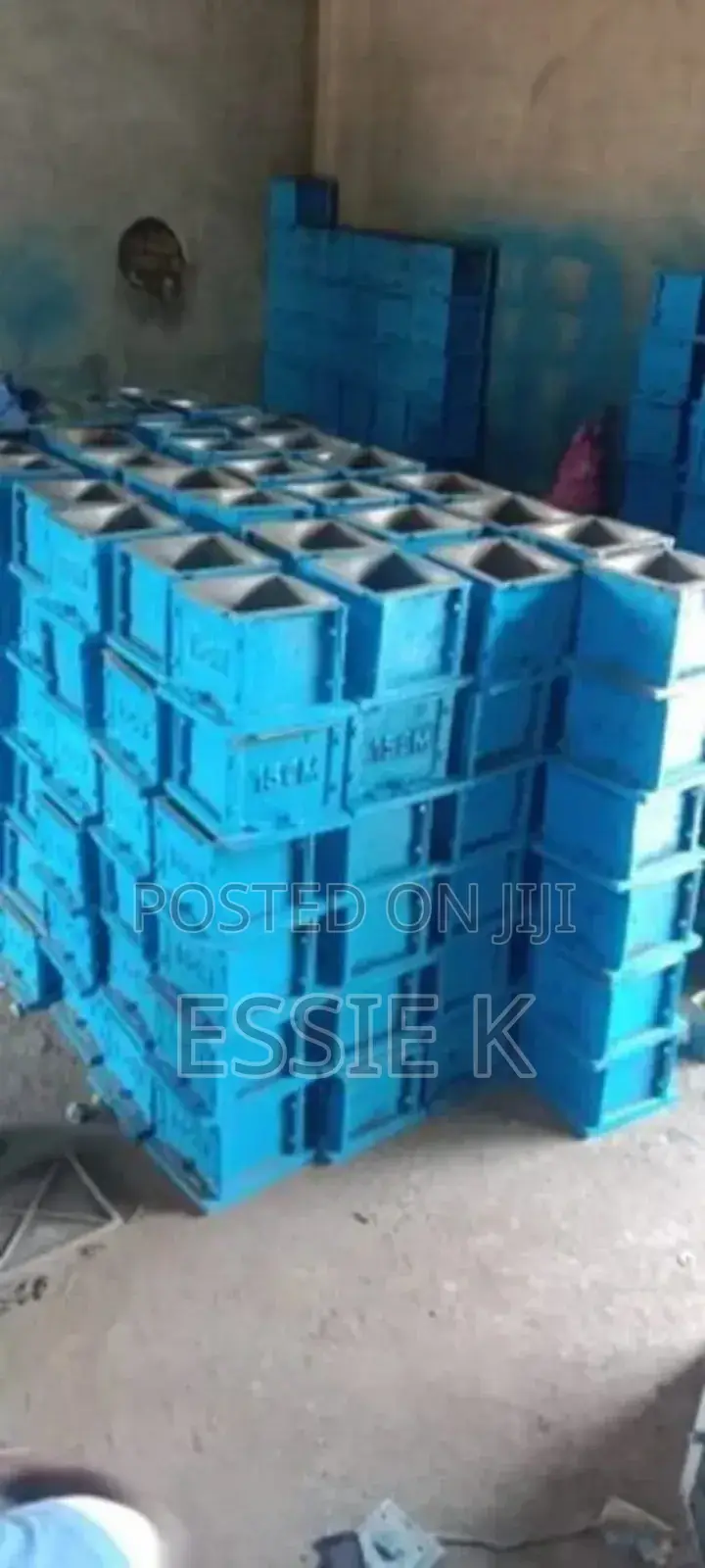High Quality Cast Iron Cube Moulds 15cm