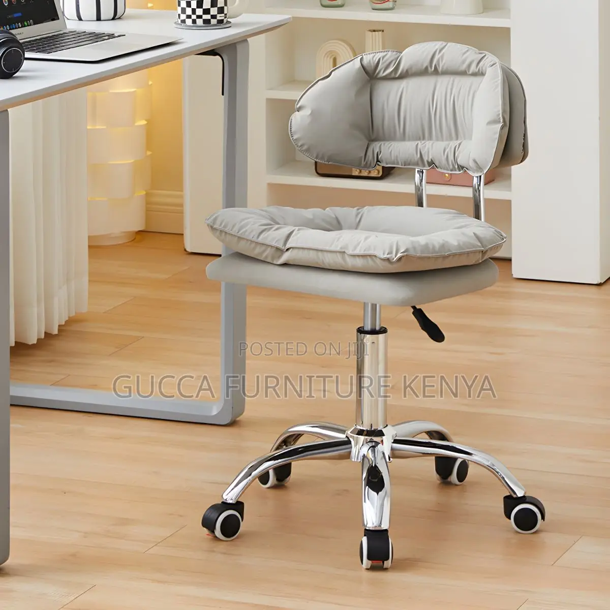 Home Chairs: Liftable Modern Upholstered Office Stool