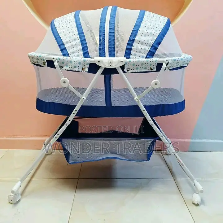 *Baby Bassinet.**Baby Bassinet.*