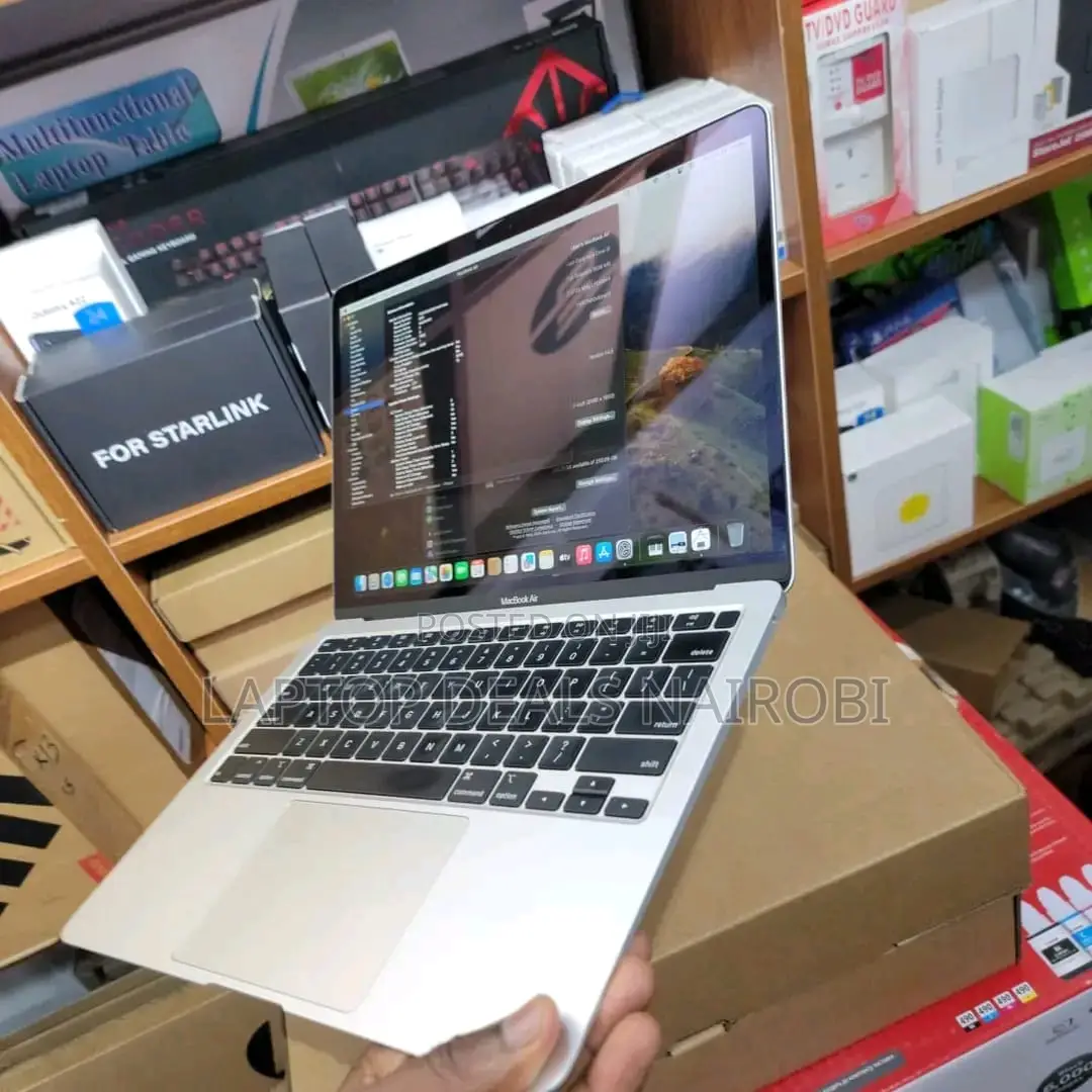 Laptop Apple MacBook Air 2020 16GB Intel Core I5 SSD 256GB