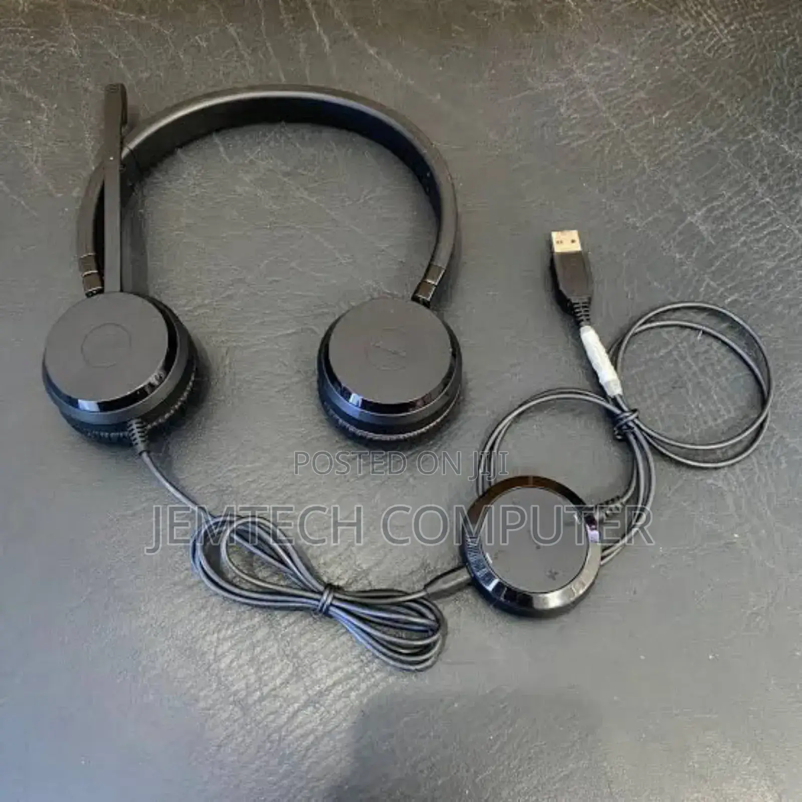 Jabra Evolve 30 II UC Stereo
Wired
Headset ^°Usb Headphones